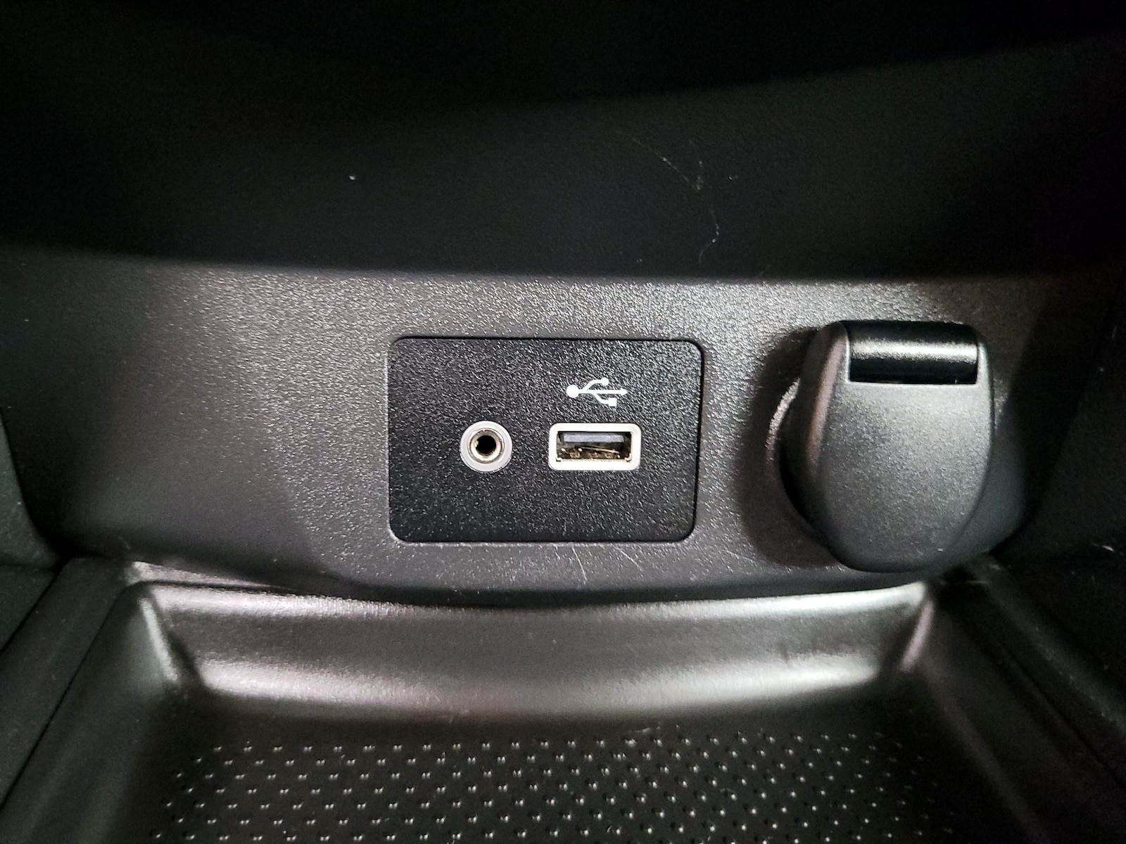 2018 Nissan Rogue SV - Photo 19