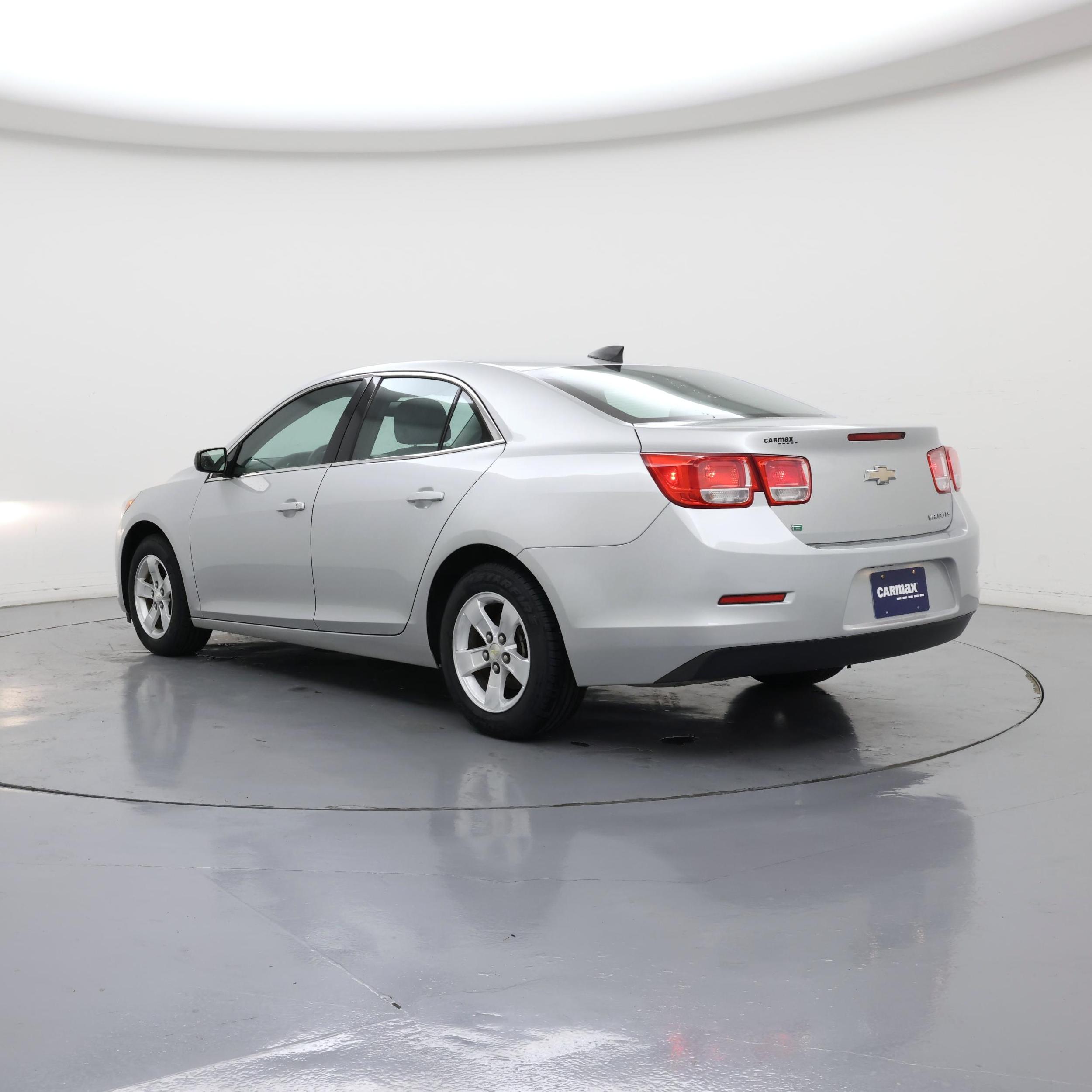 Thumbnail: 2016 Chevrolet Malibu - 2