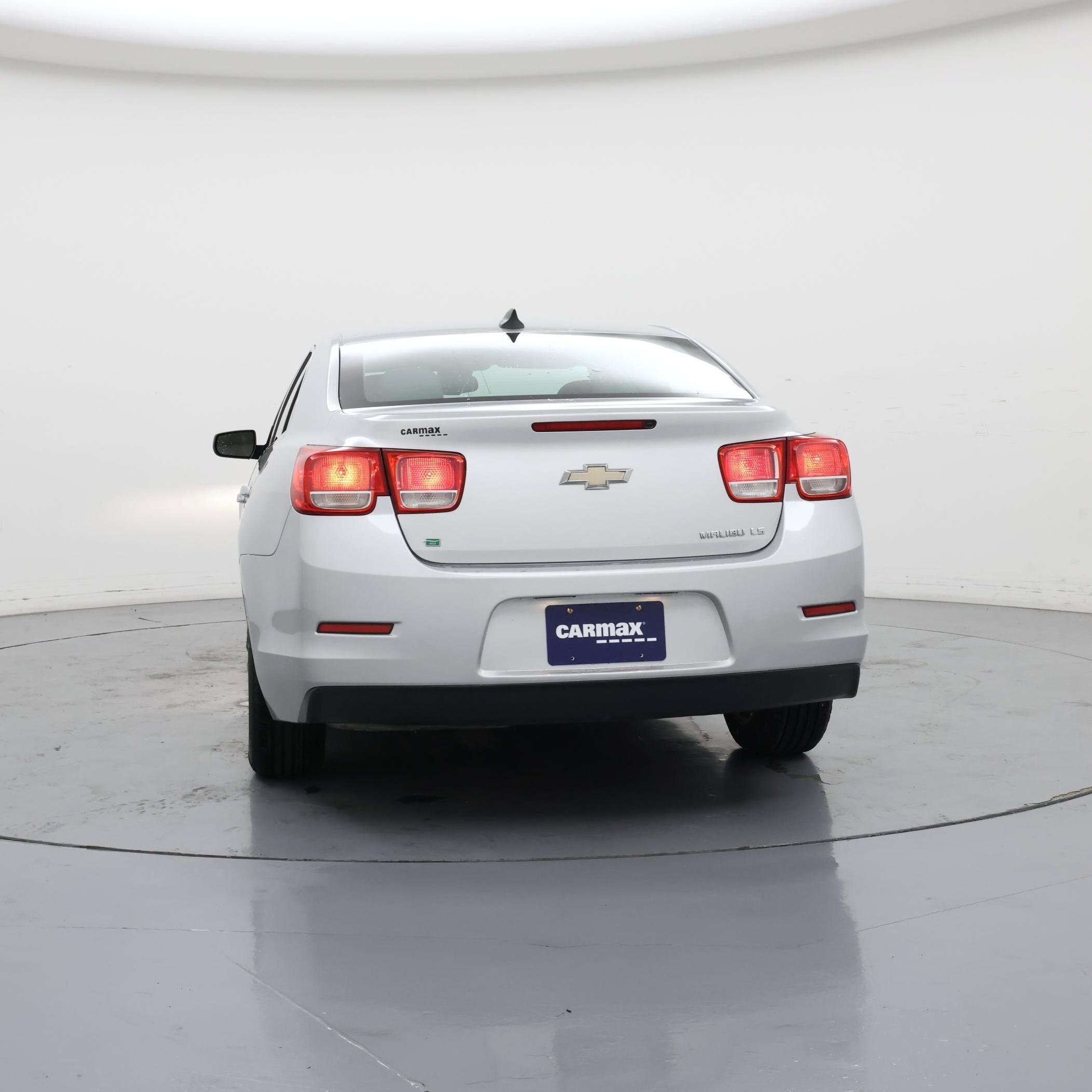 Thumbnail: 2016 Chevrolet Malibu - 6