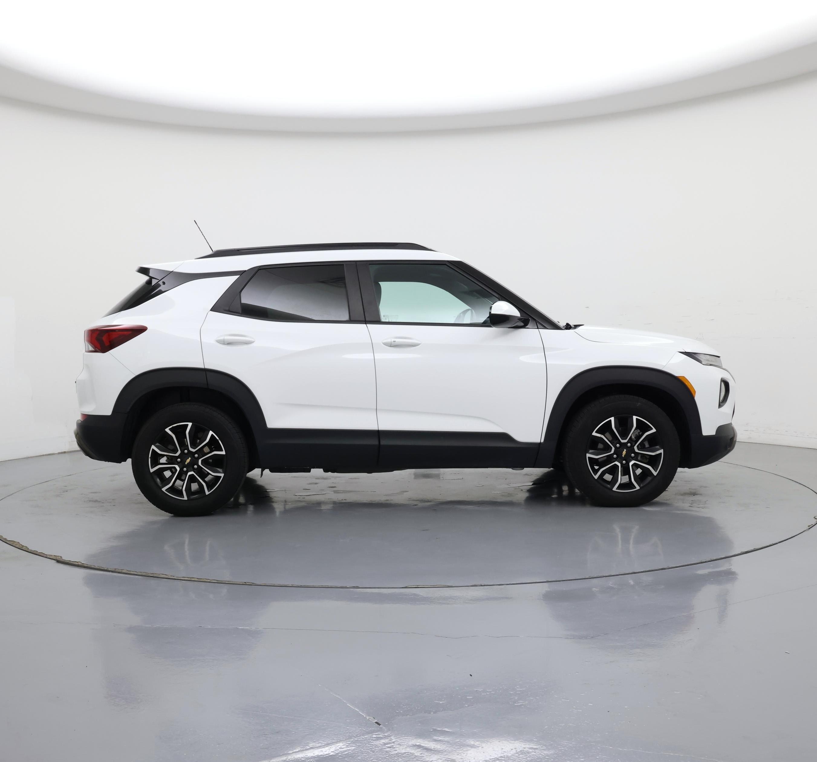 Thumbnail: 2022 Chevrolet TrailBlazer - 7