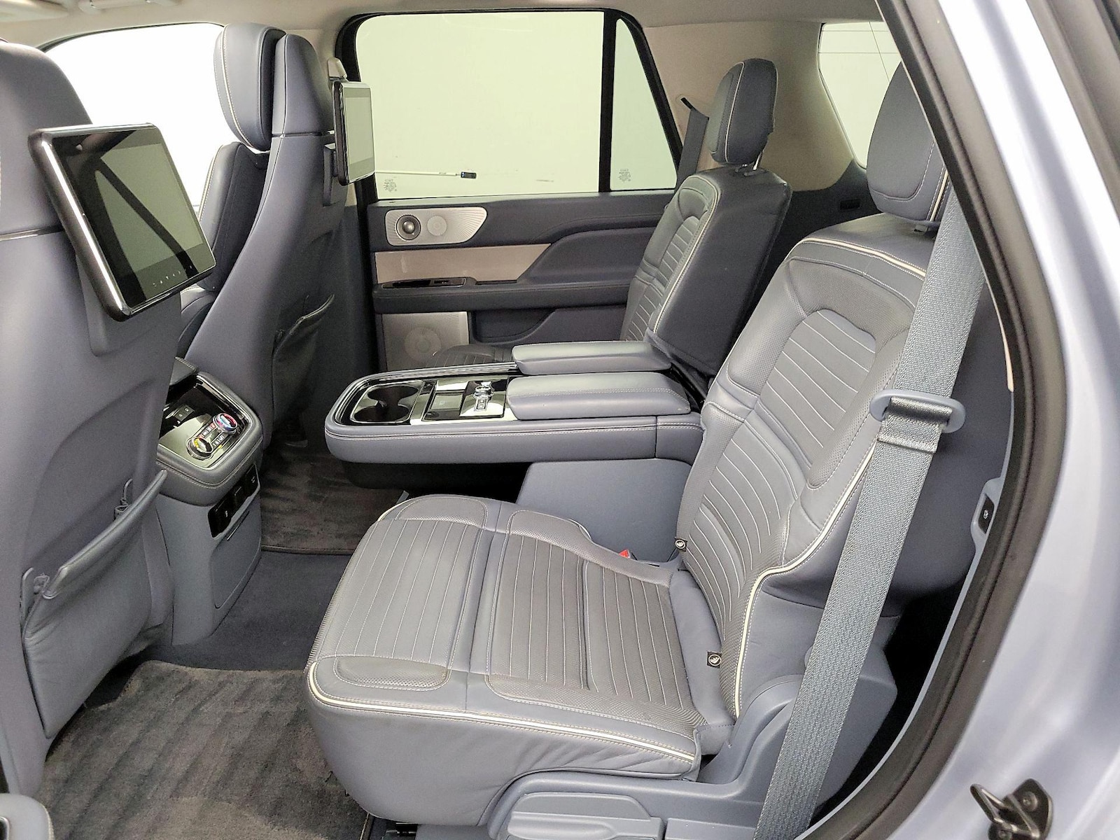 Rear Air Conditioning