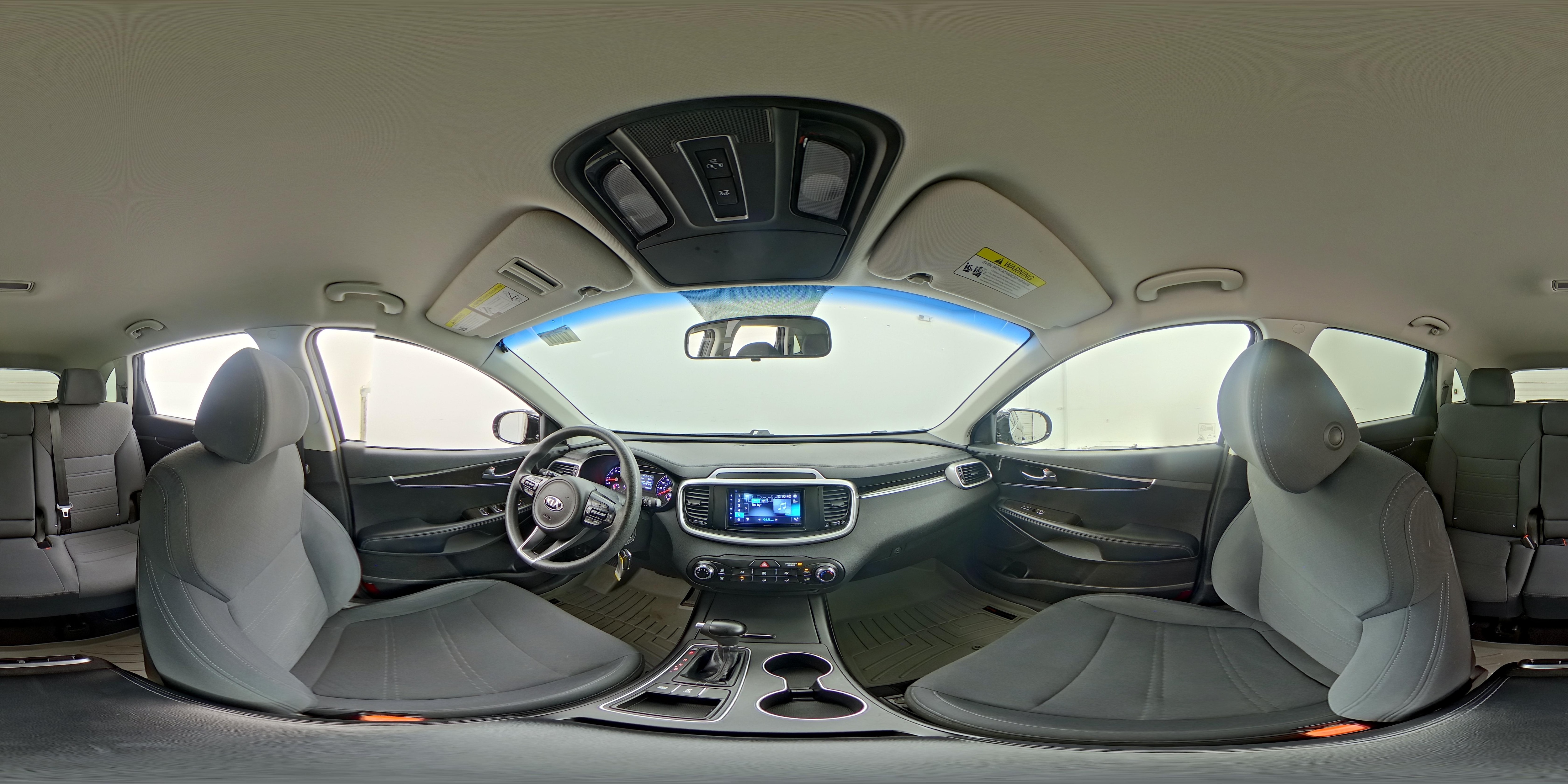 2018 Kia Sorento LX - Photo 25