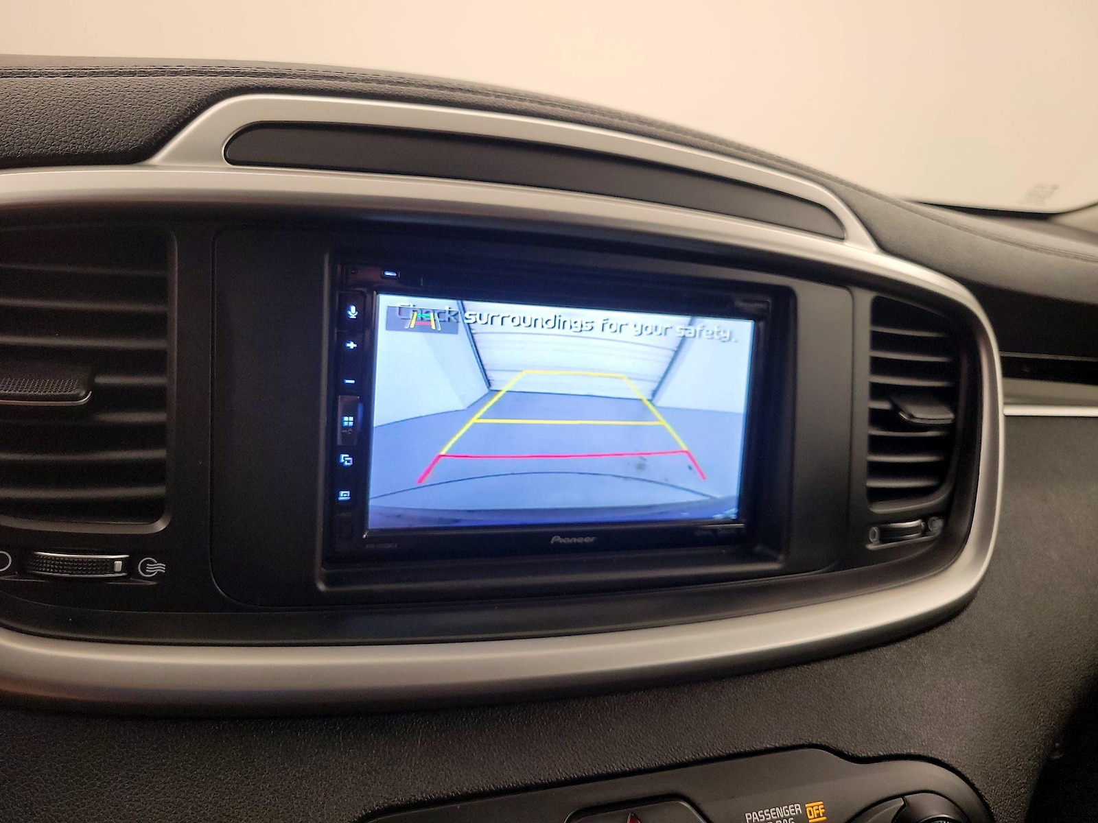 2018 Kia Sorento LX - Photo 15