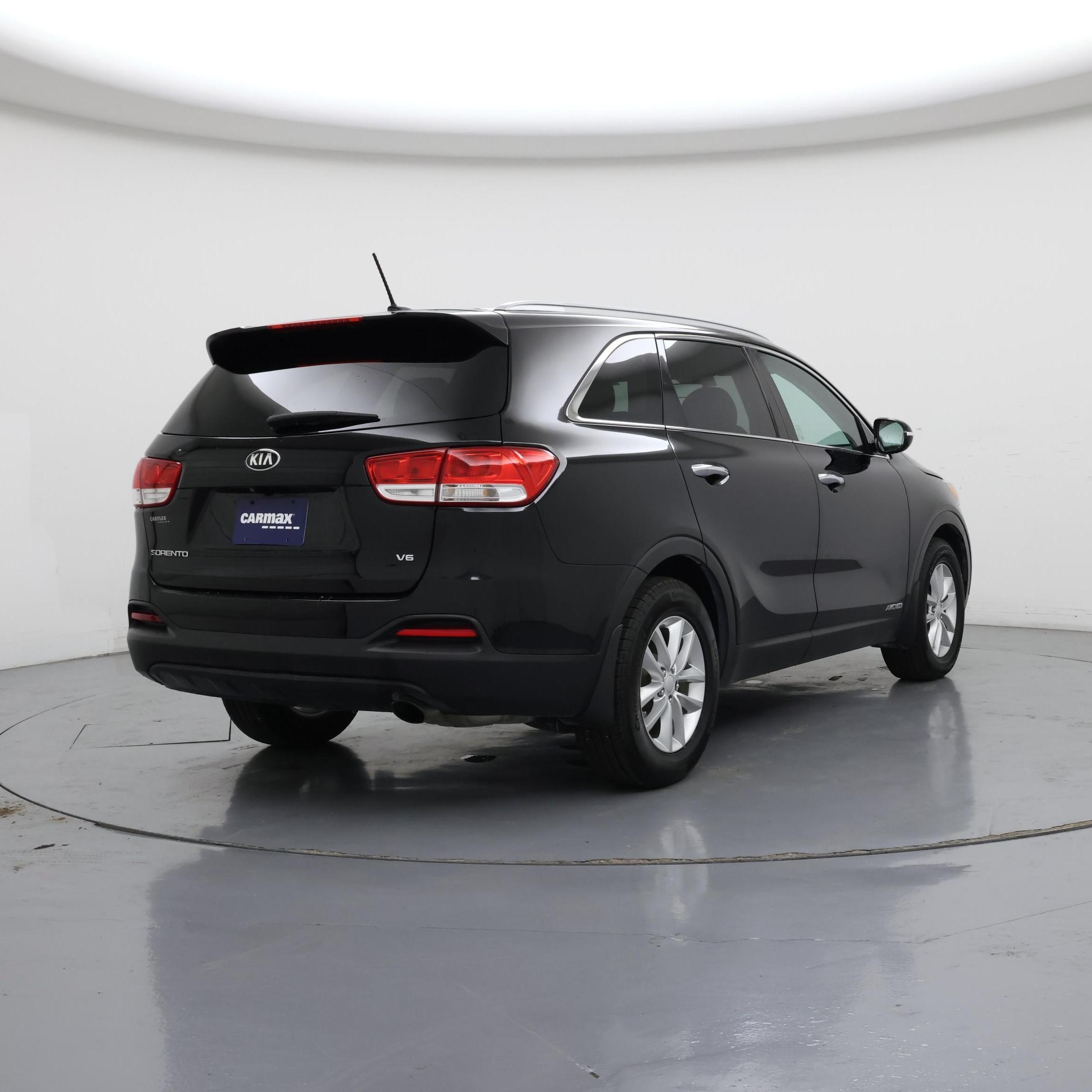 Thumbnail: 2018 Kia Sorento - 8
