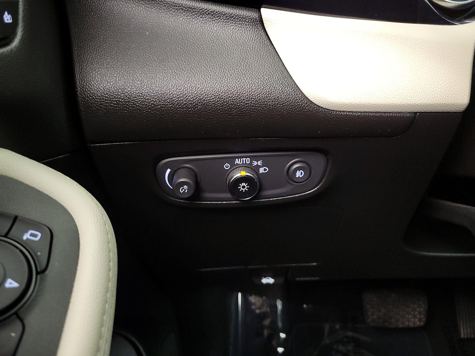 2020 Buick Encore GX Essence - Photo 14