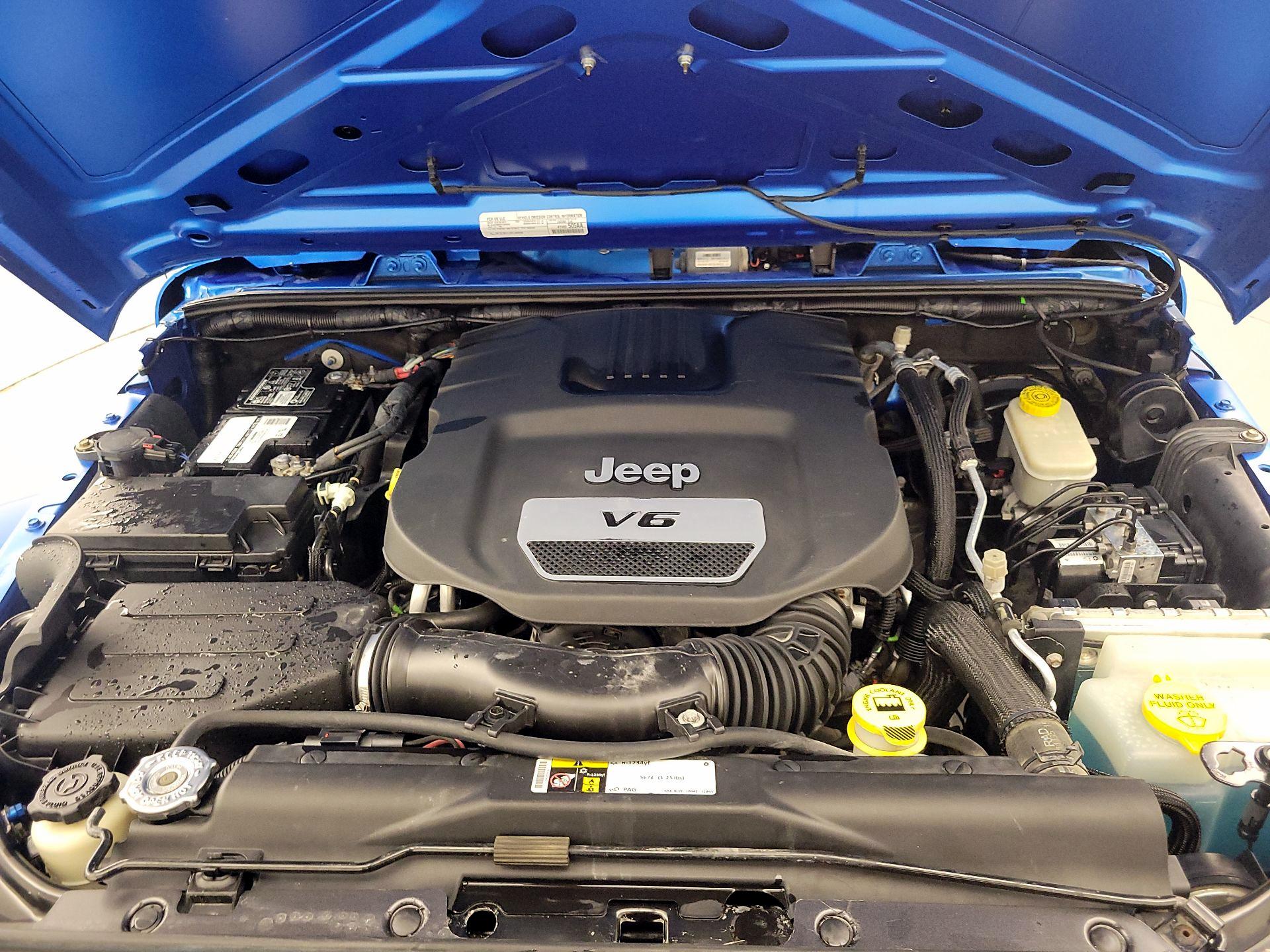 Thumbnail: 2016 Jeep Wrangler - 20