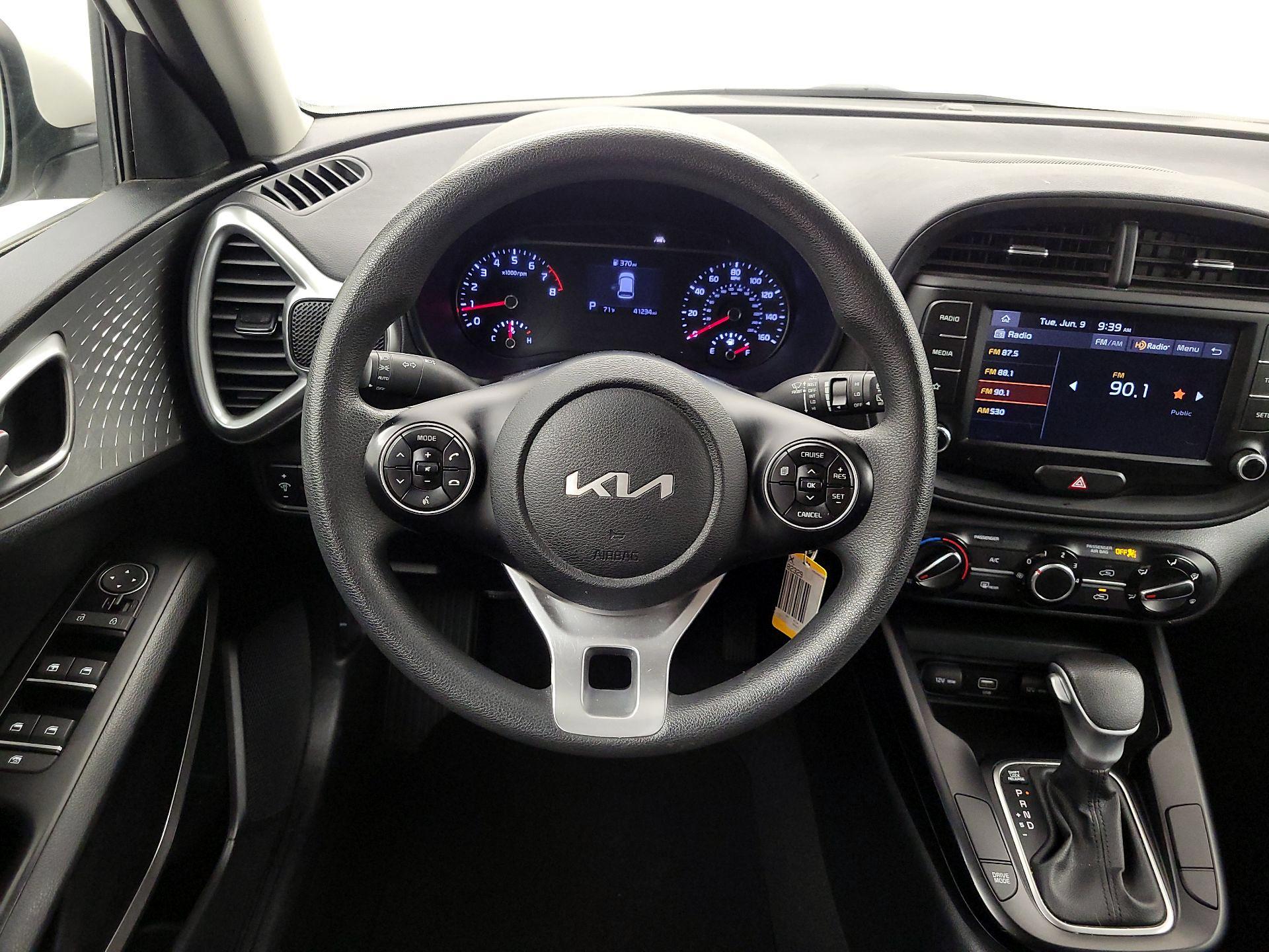Thumbnail: 2022 Kia Soul - 10