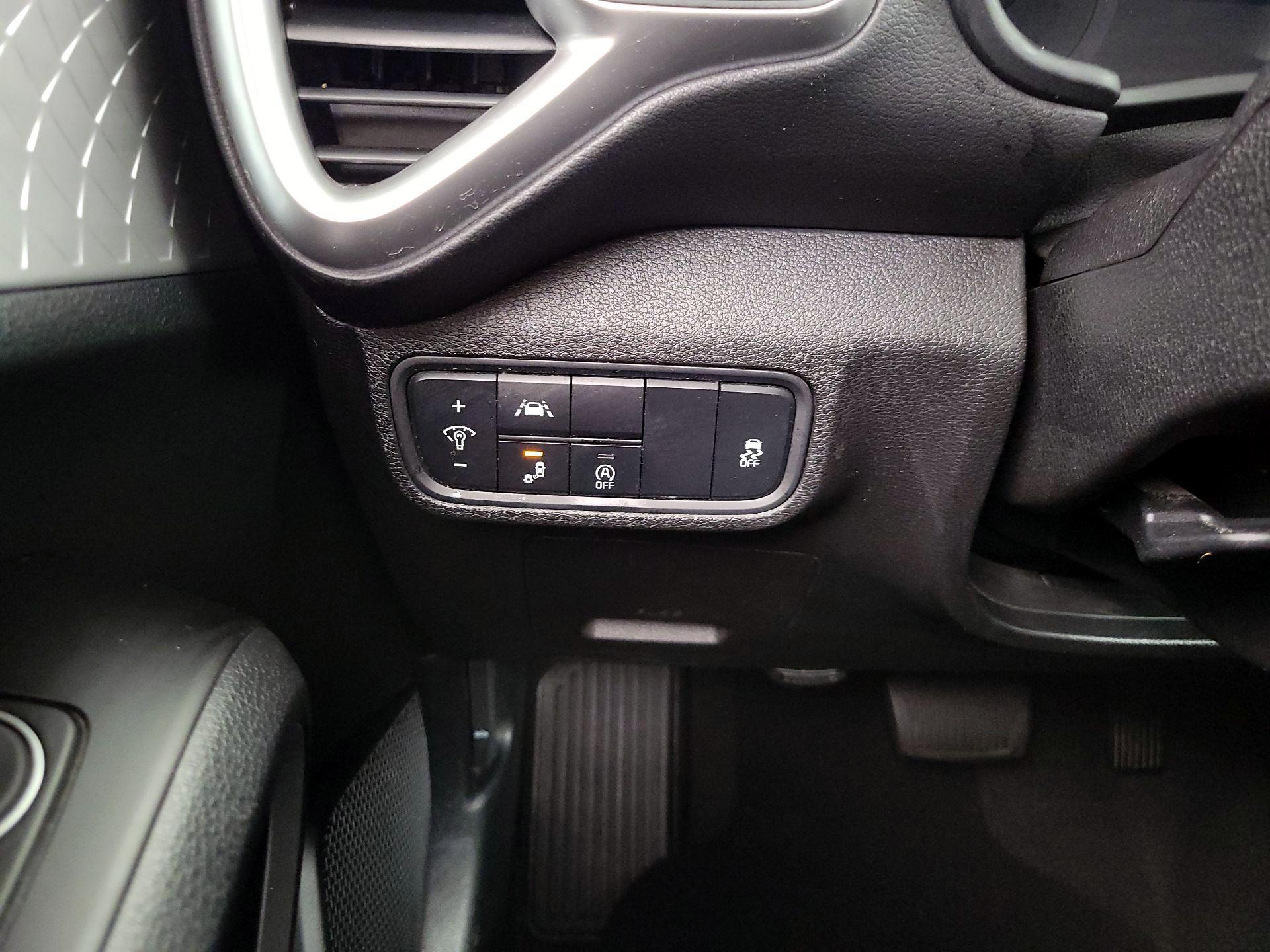 Thumbnail: 2022 Kia Soul - 13