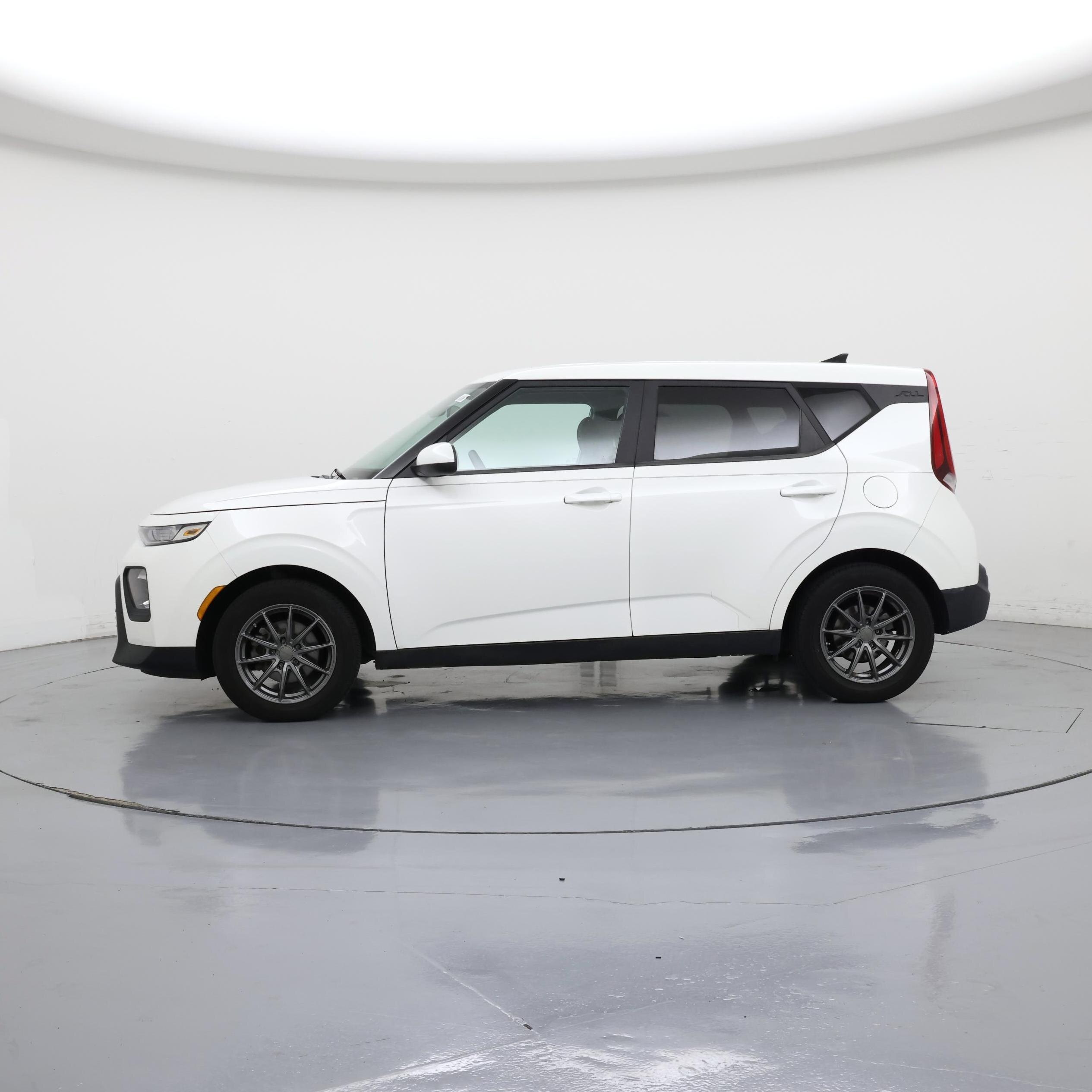Thumbnail: 2022 Kia Soul - 3