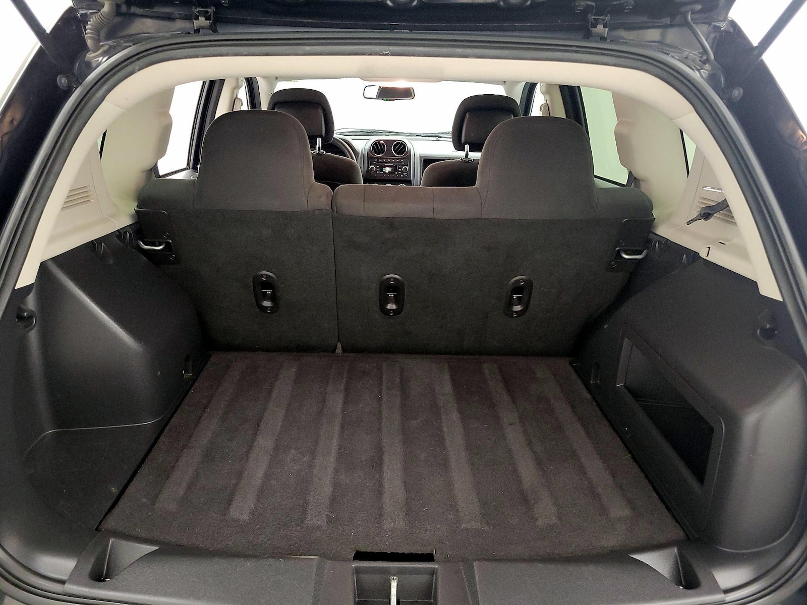 2016 Jeep Compass Sport - Photo 19