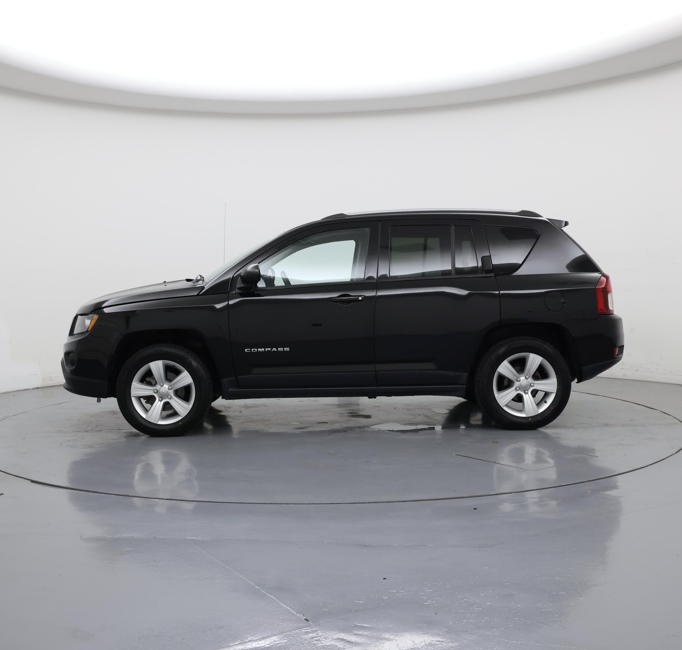 Thumbnail: 2016 Jeep Compass - 3