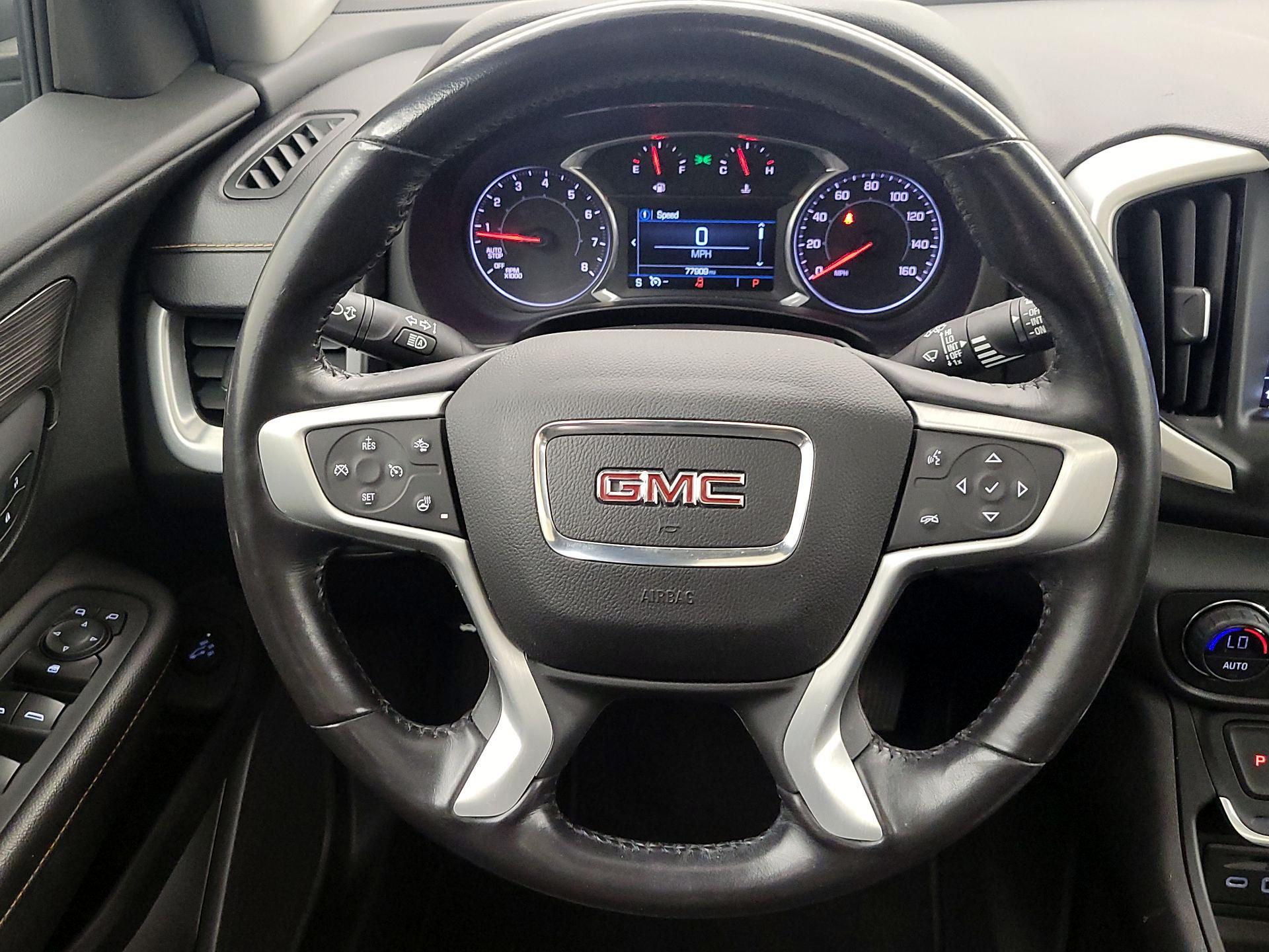 Thumbnail: 2018 GMC Terrain - 10