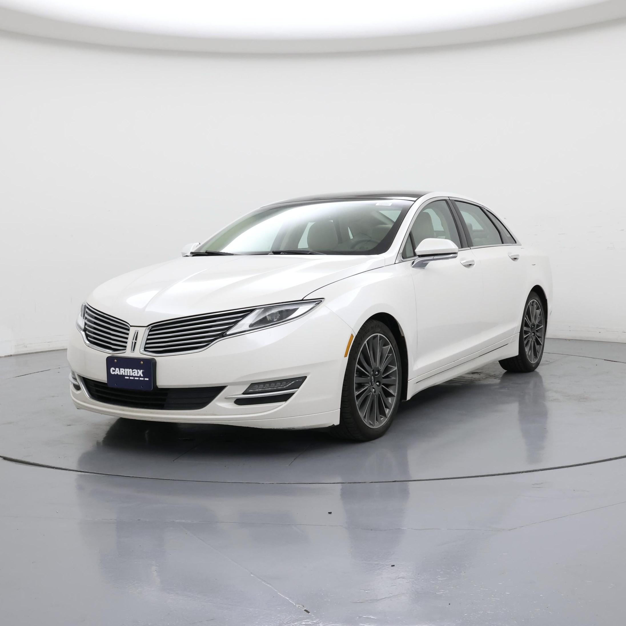 Thumbnail: 2015 Lincoln MKZ - 4