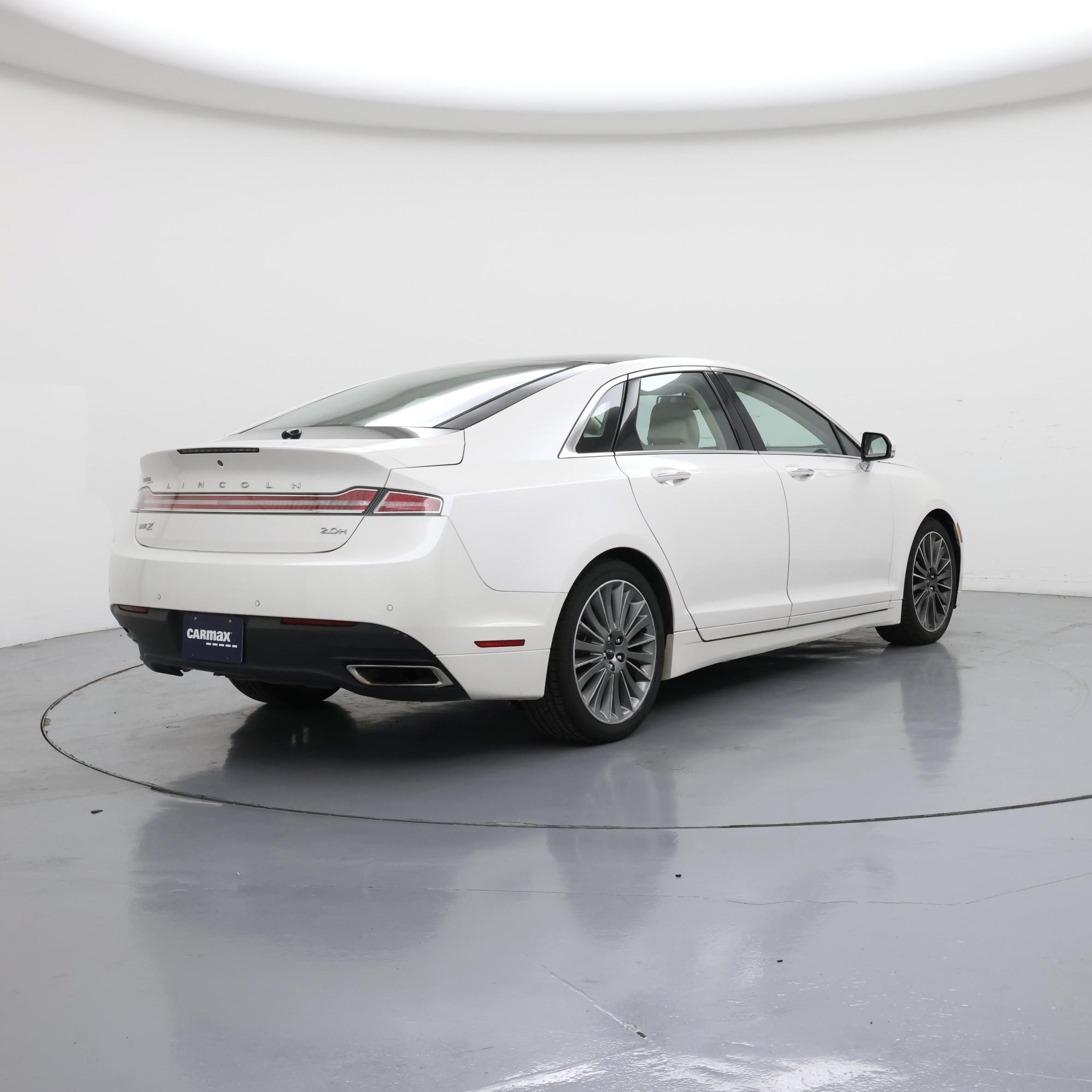 Thumbnail: 2015 Lincoln MKZ - 8