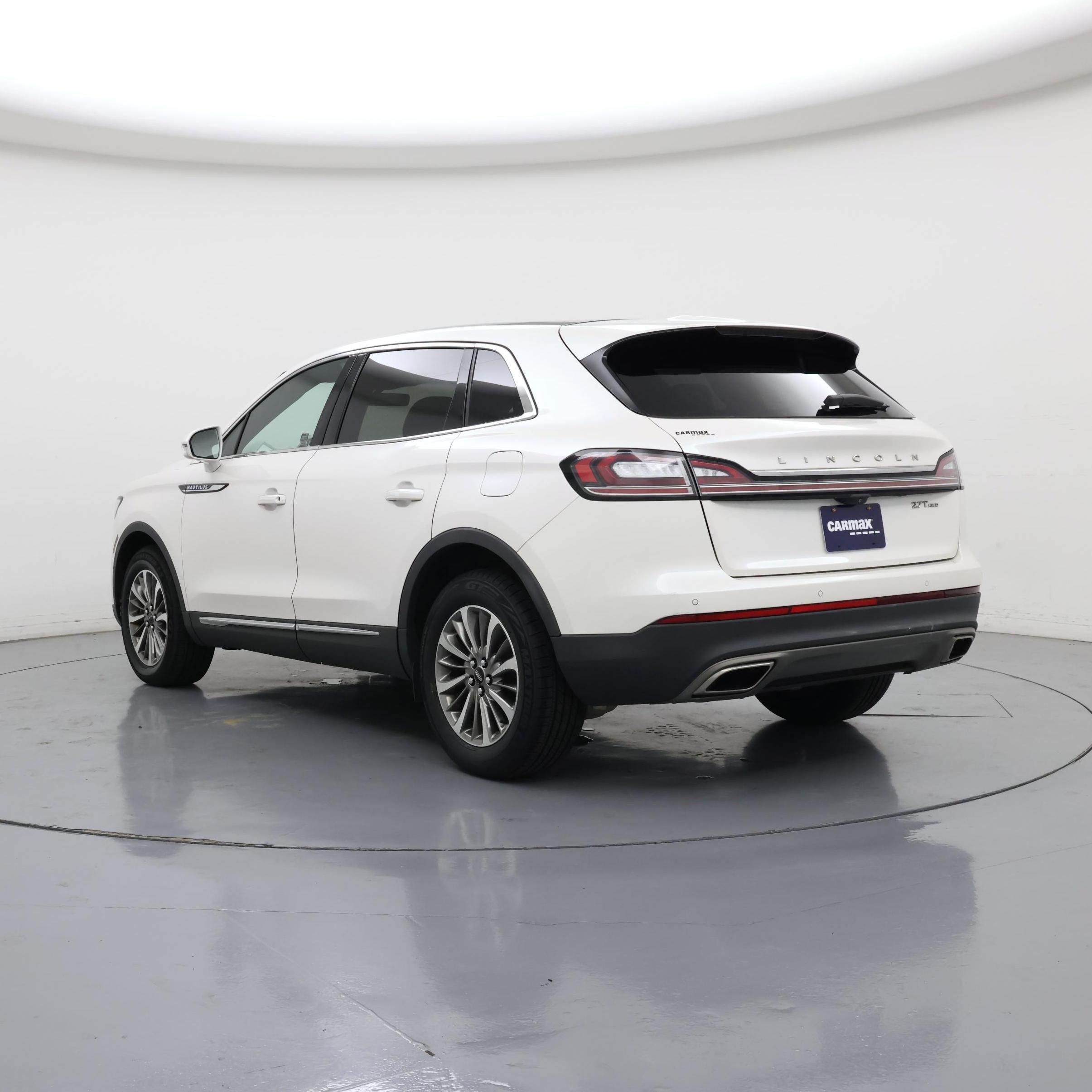 Thumbnail: 2019 Lincoln Nautilus - 2