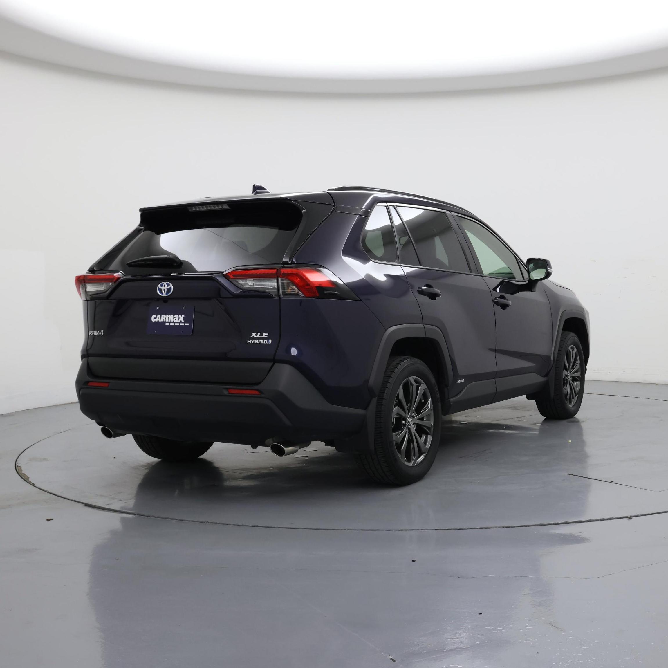 Thumbnail: 2023 Toyota RAV4 - 8