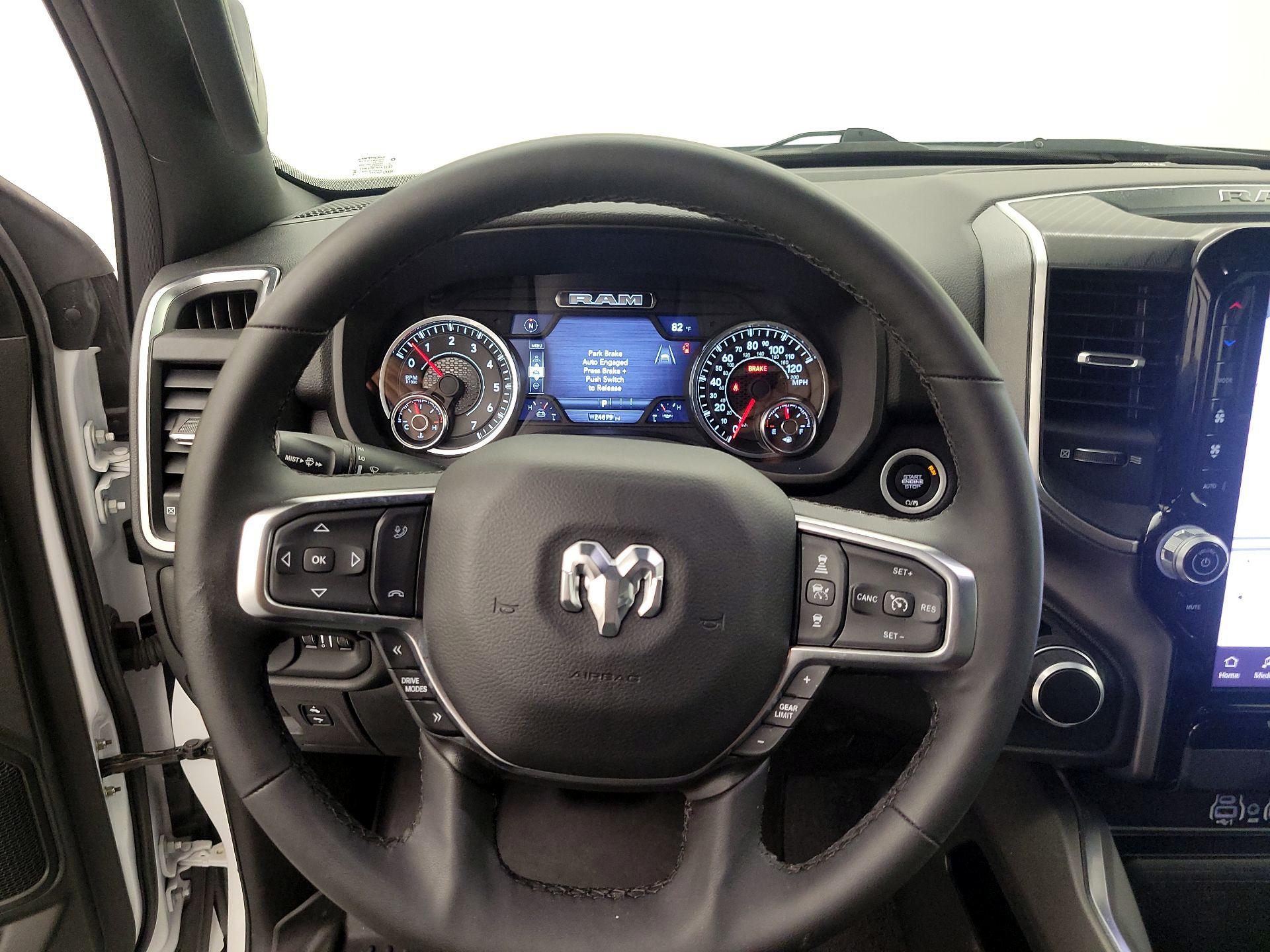 Thumbnail: 2025 RAM 1500 - 10