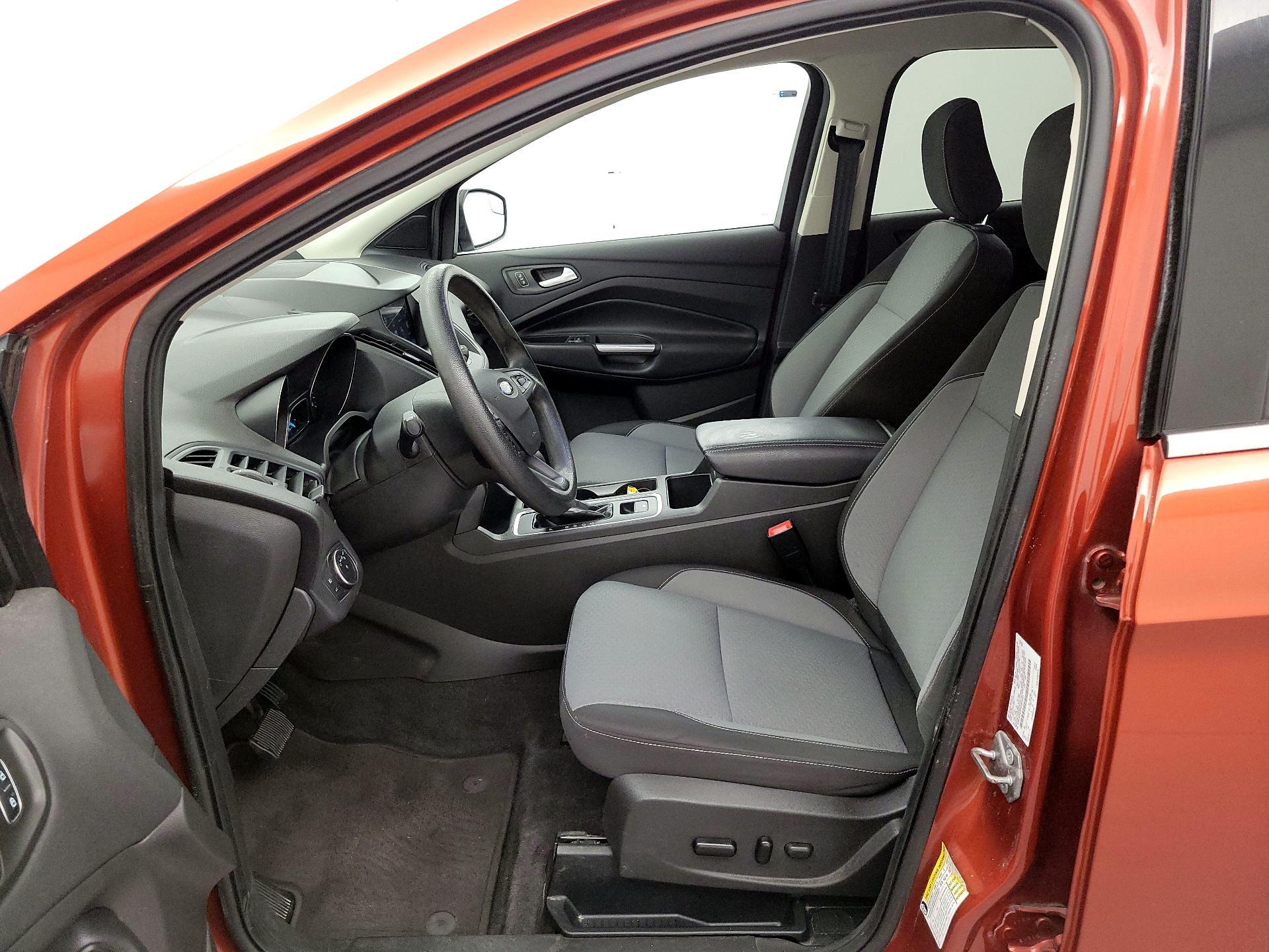 Thumbnail: 2019 Ford Escape - 11