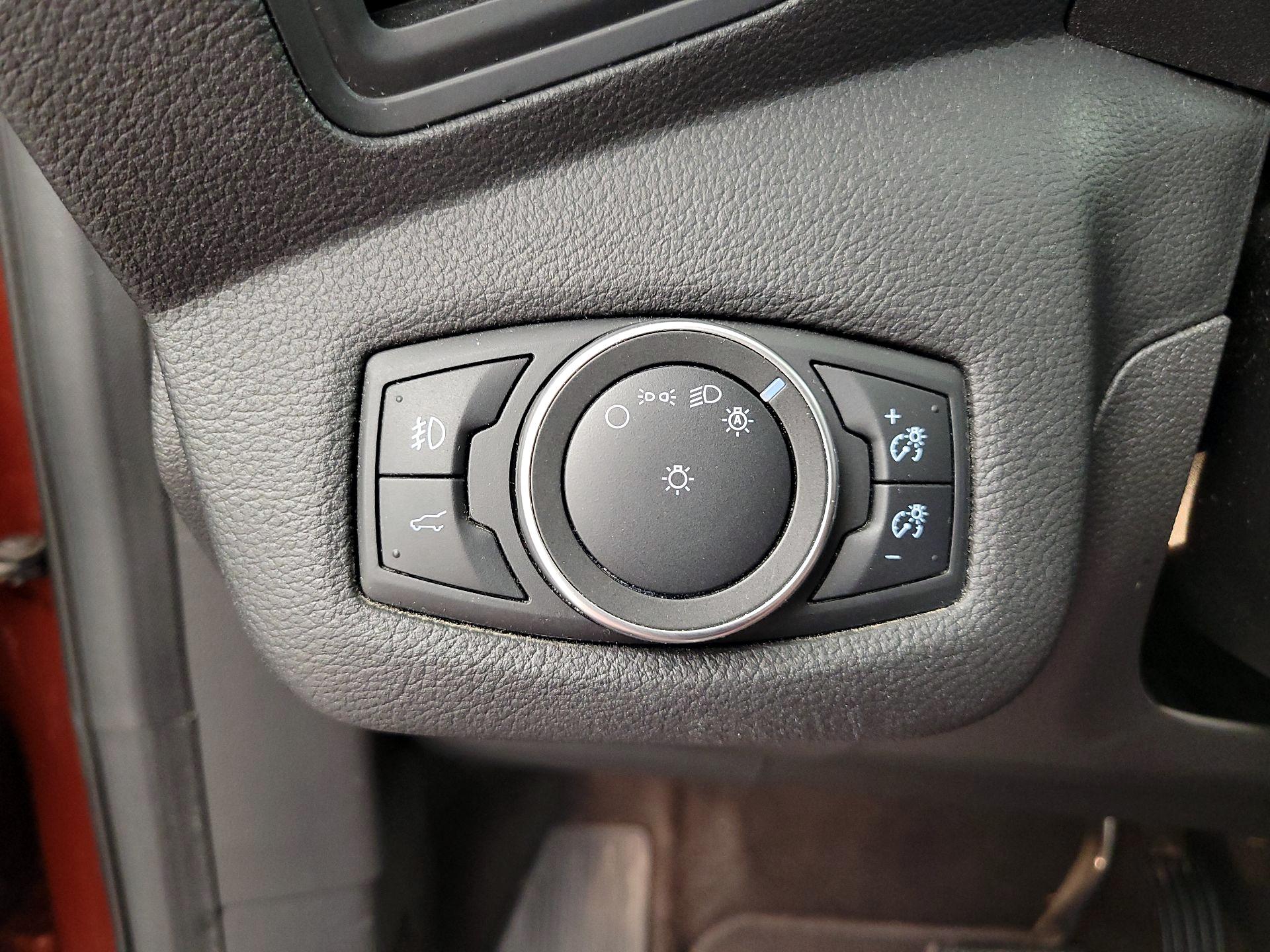 Thumbnail: 2019 Ford Escape - 13