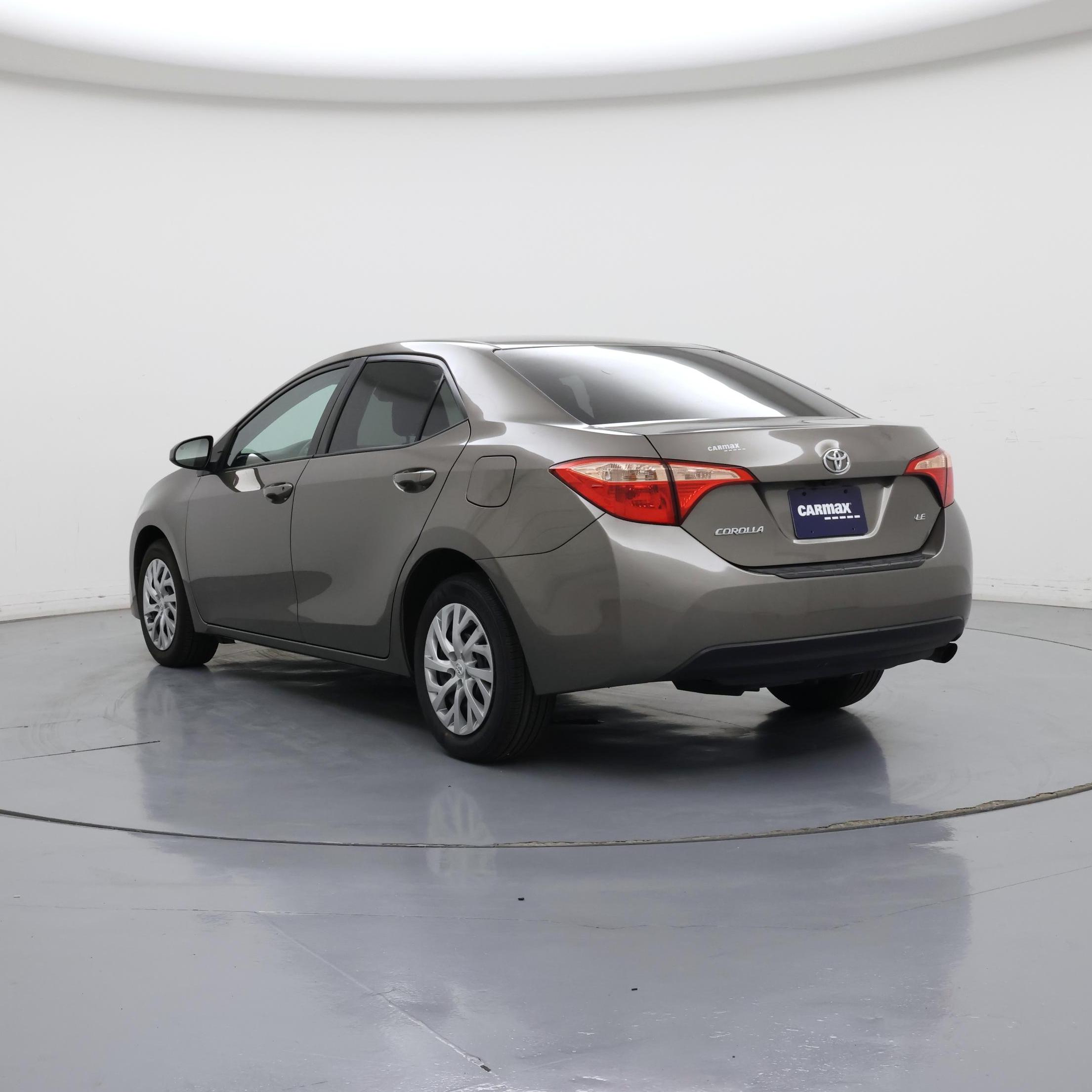 Thumbnail: 2017 Toyota Corolla - 2