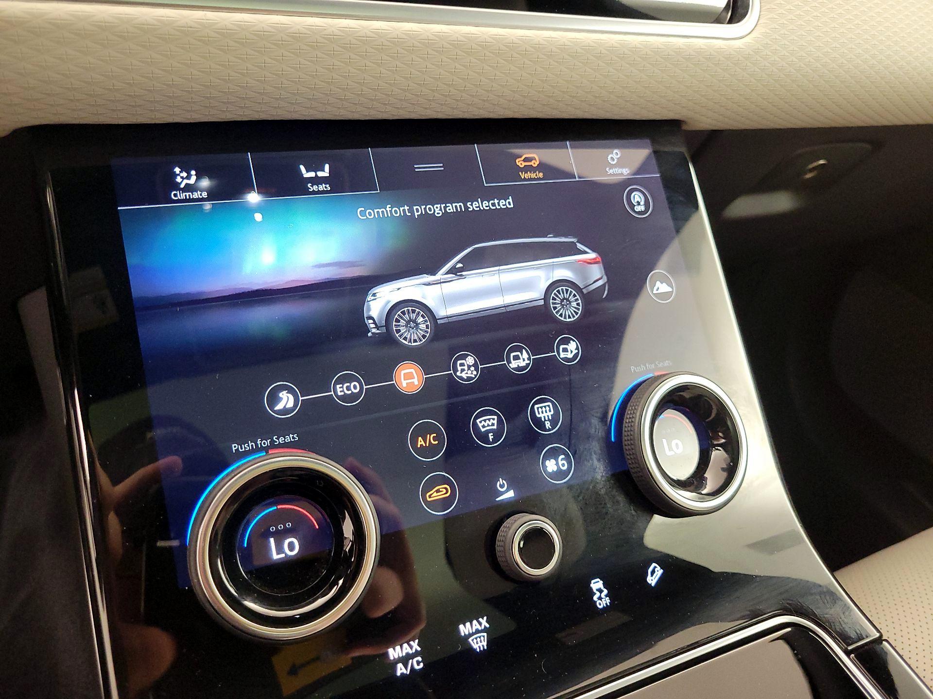 Thumbnail: 2019 Land Rover Range Rover Velar - 17
