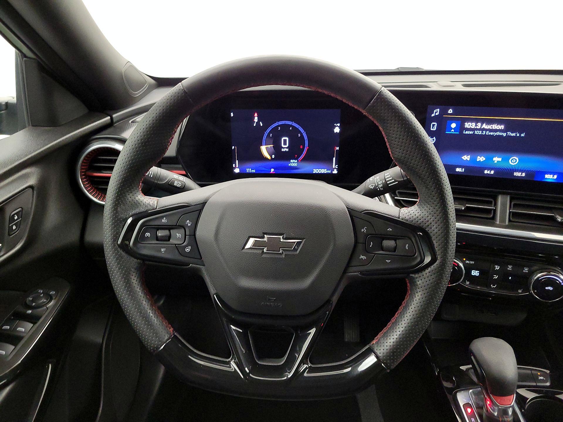 Thumbnail: 2024 Chevrolet Trax - 10