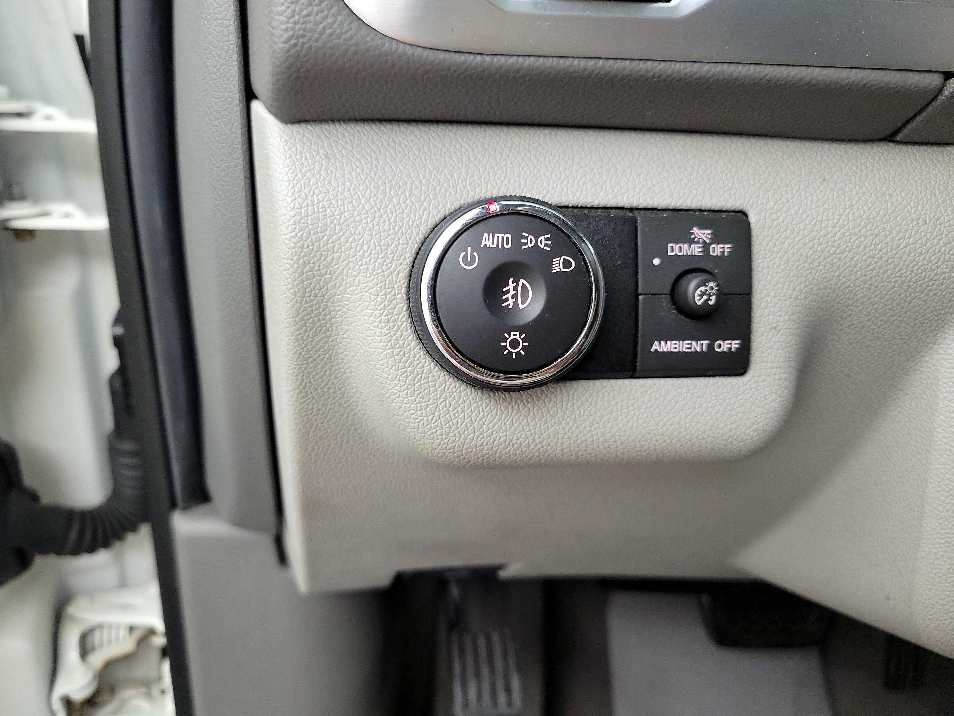 Thumbnail: 2015 GMC Acadia - 13