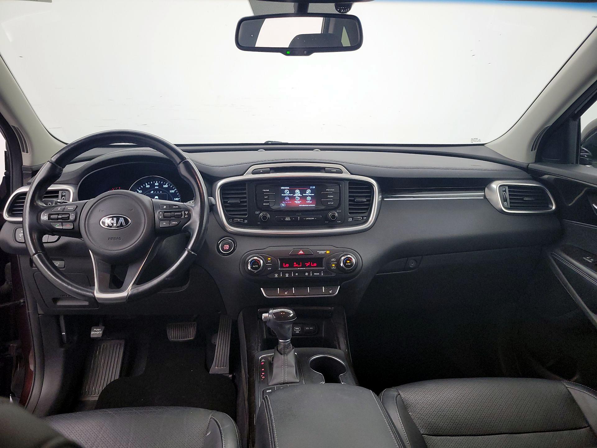 Thumbnail: 2016 Kia Sorento - 9
