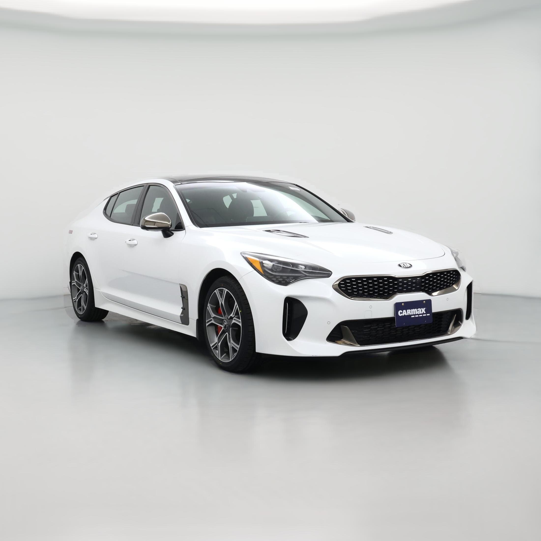Thumbnail: 2019 Kia Stinger - 1