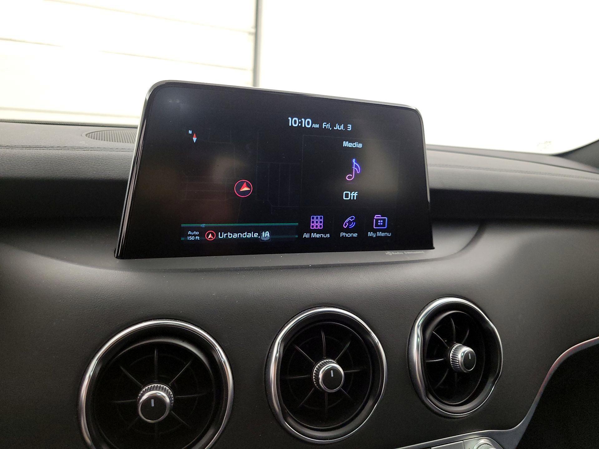 Thumbnail: 2019 Kia Stinger - 16