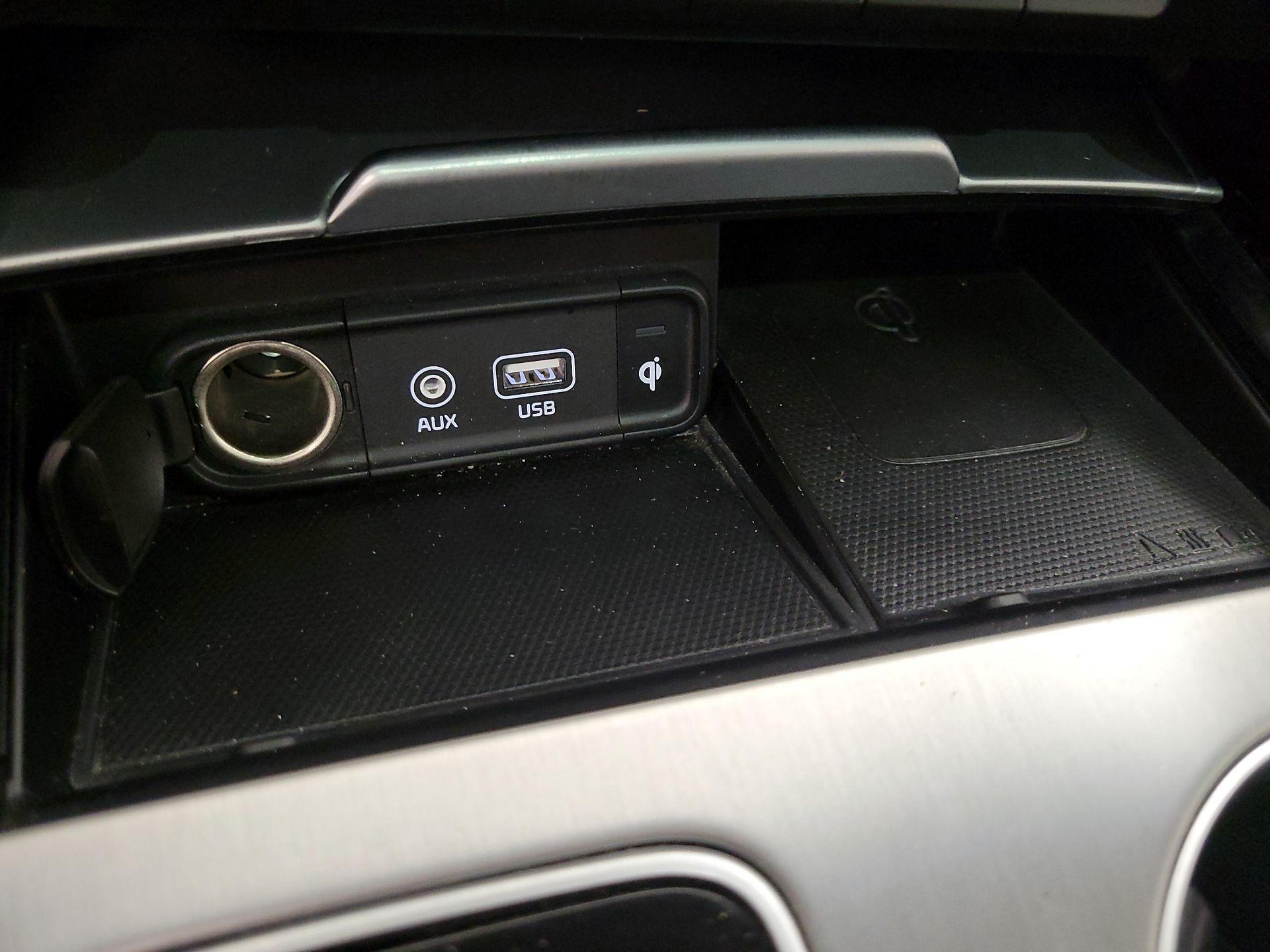 Thumbnail: 2019 Kia Stinger - 19