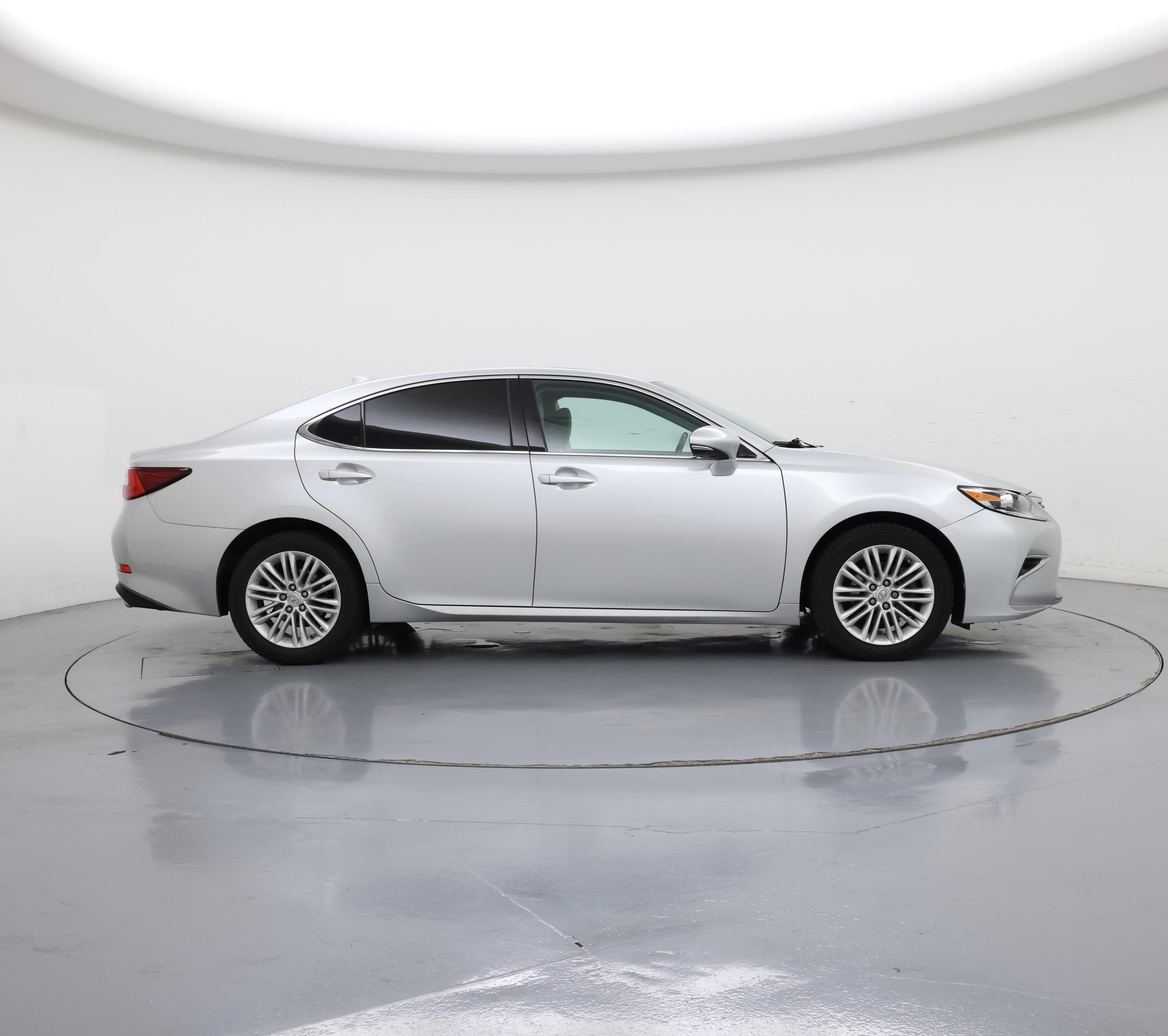 Thumbnail: 2016 Lexus ES - 7