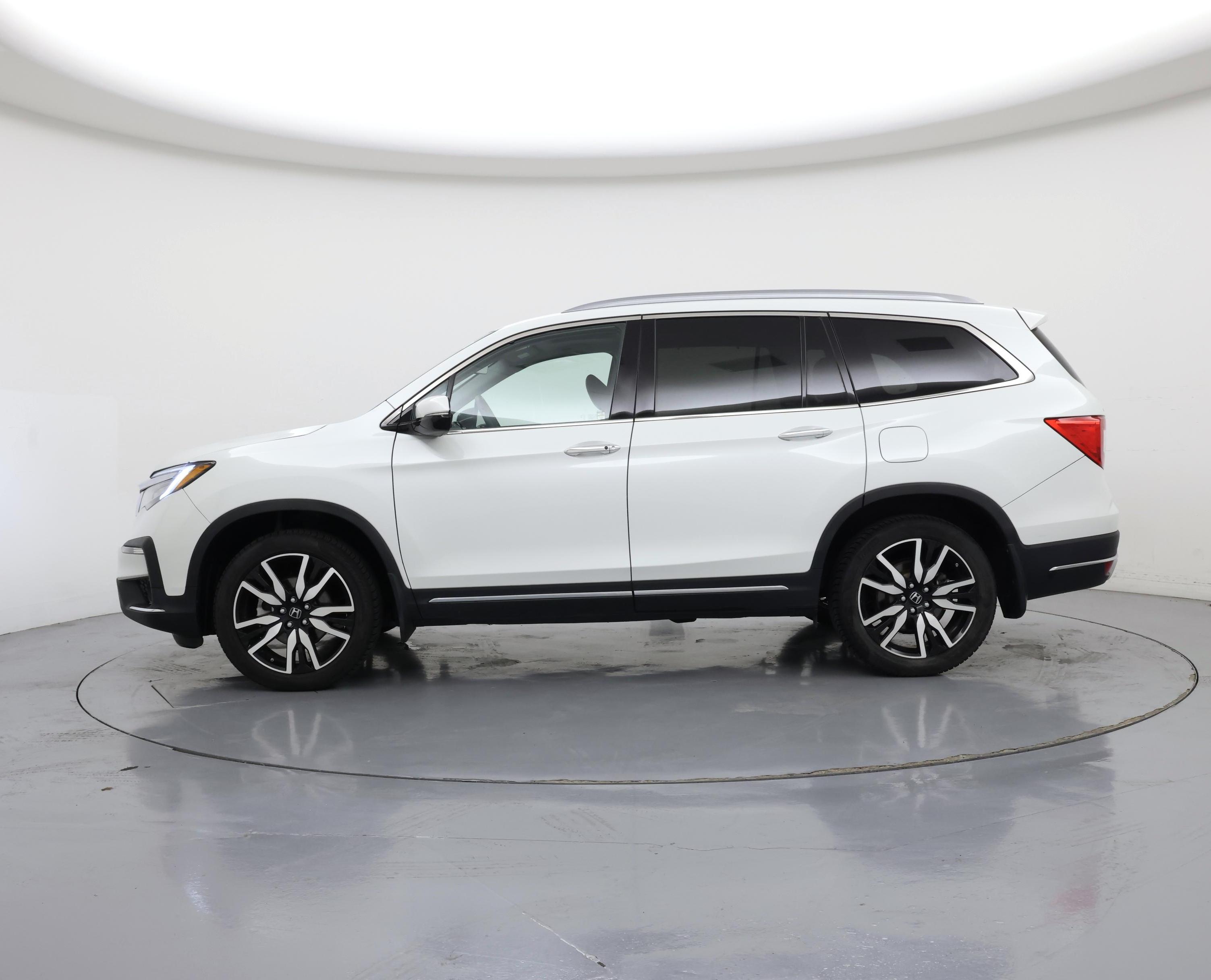 Thumbnail: 2021 Honda Pilot - 3