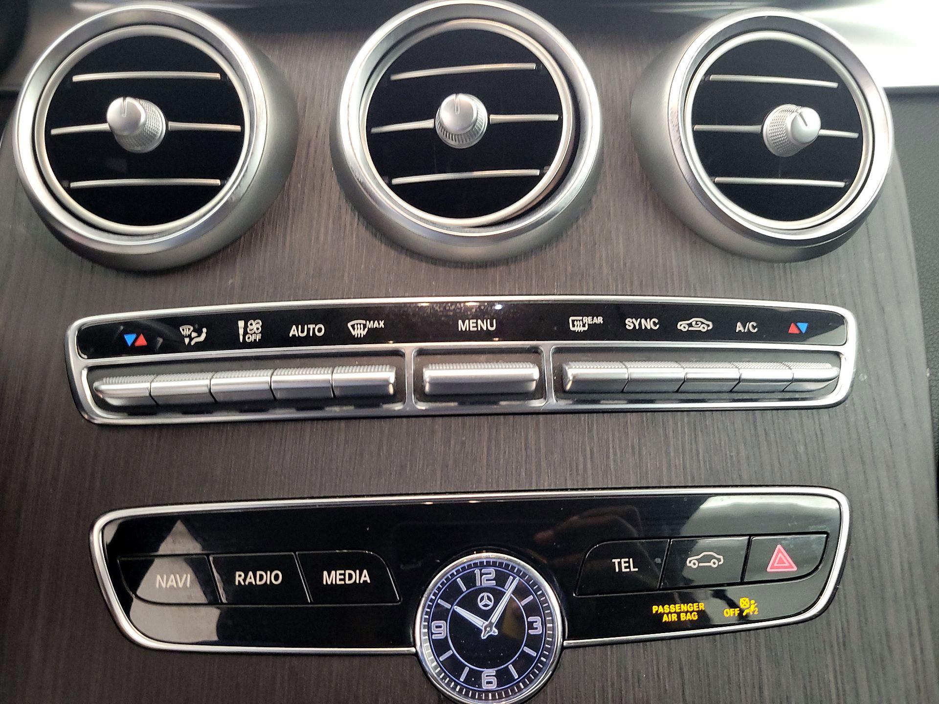 Thumbnail: 2019 Mercedes-Benz C-Class - 16