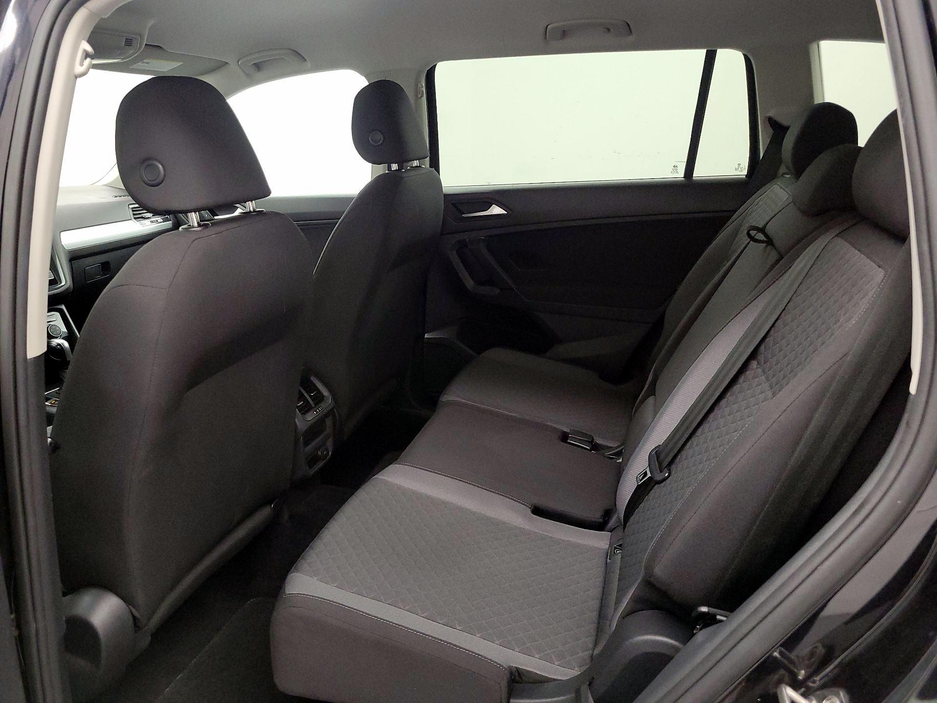 Thumbnail: 2019 Volkswagen Tiguan - 19