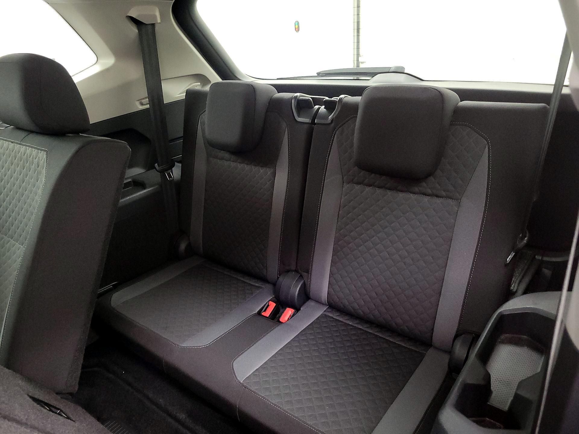 Thumbnail: 2019 Volkswagen Tiguan - 20