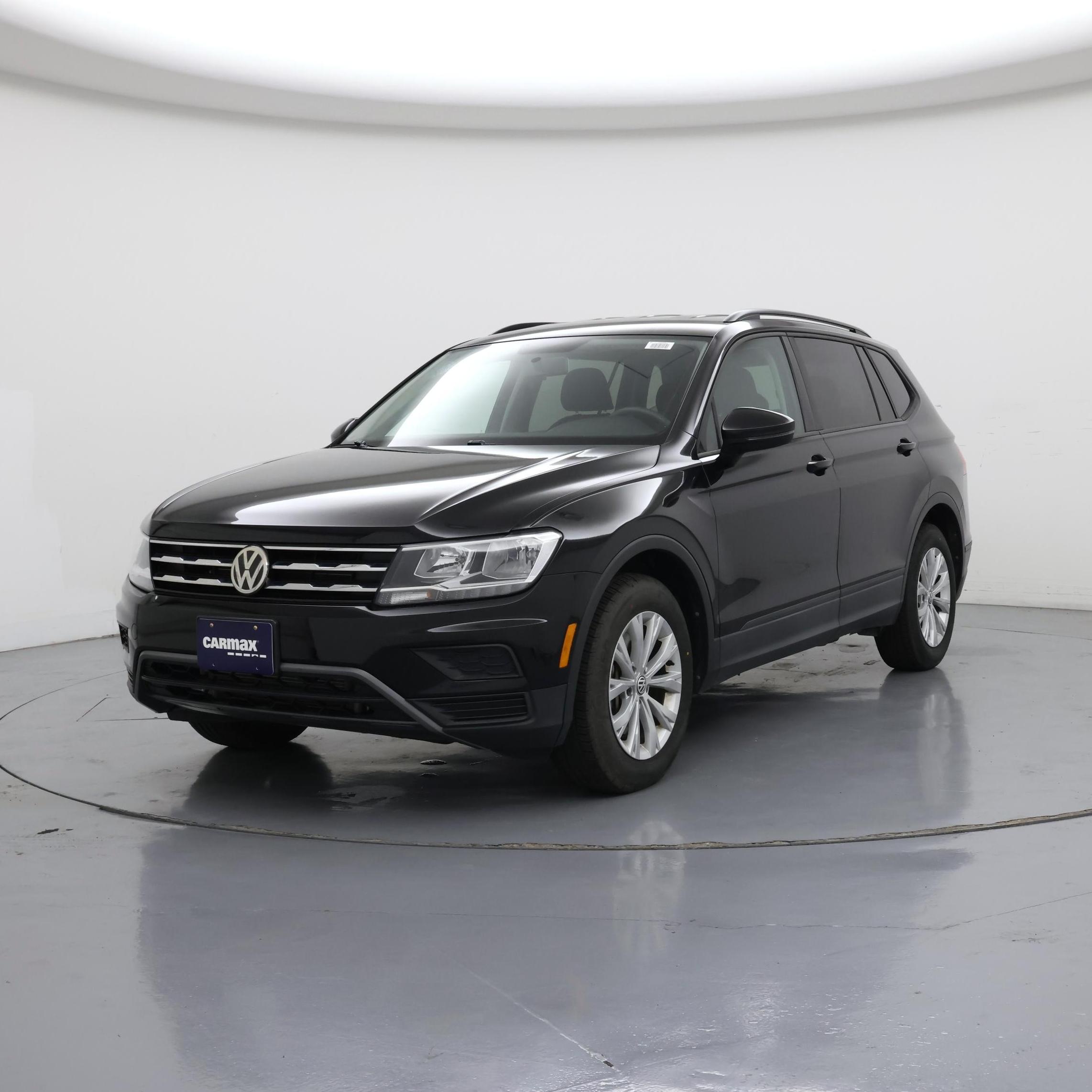Thumbnail: 2019 Volkswagen Tiguan - 4