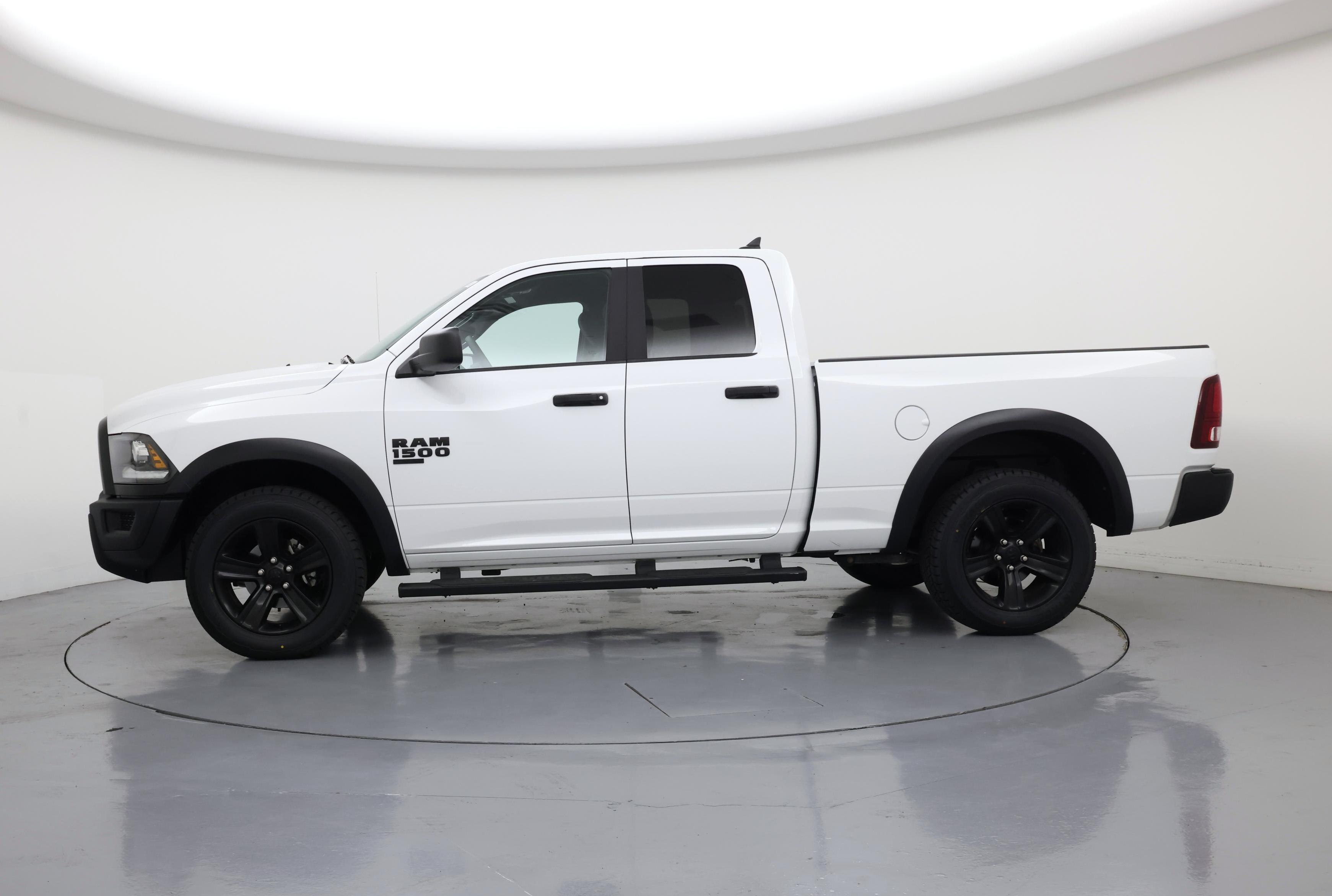 Thumbnail: 2022 RAM 1500 Classic - 3