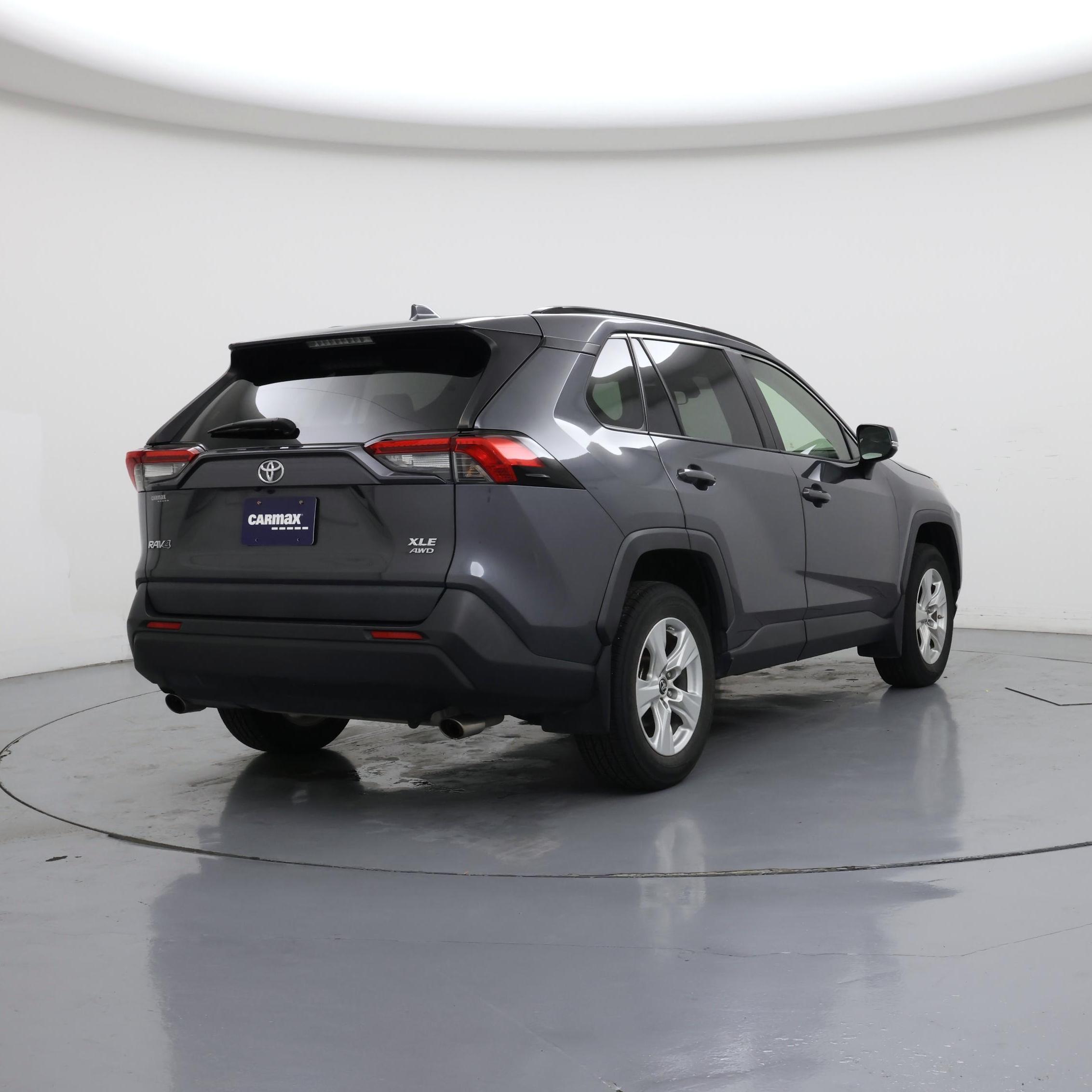 Thumbnail: 2019 Toyota RAV4 - 8