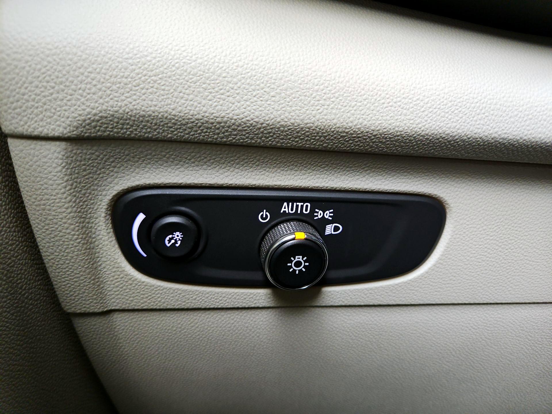 Thumbnail: 2021 Buick Envision - 13