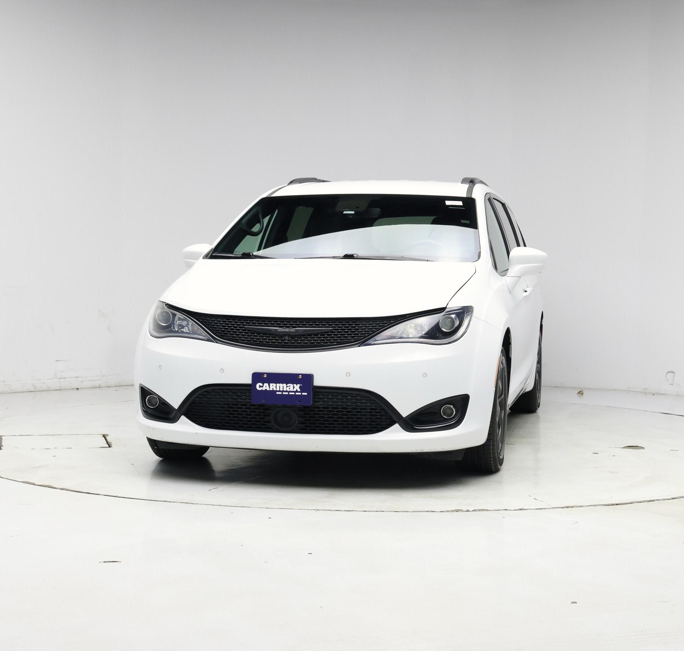 Thumbnail: 2020 Chrysler Pacifica - 5