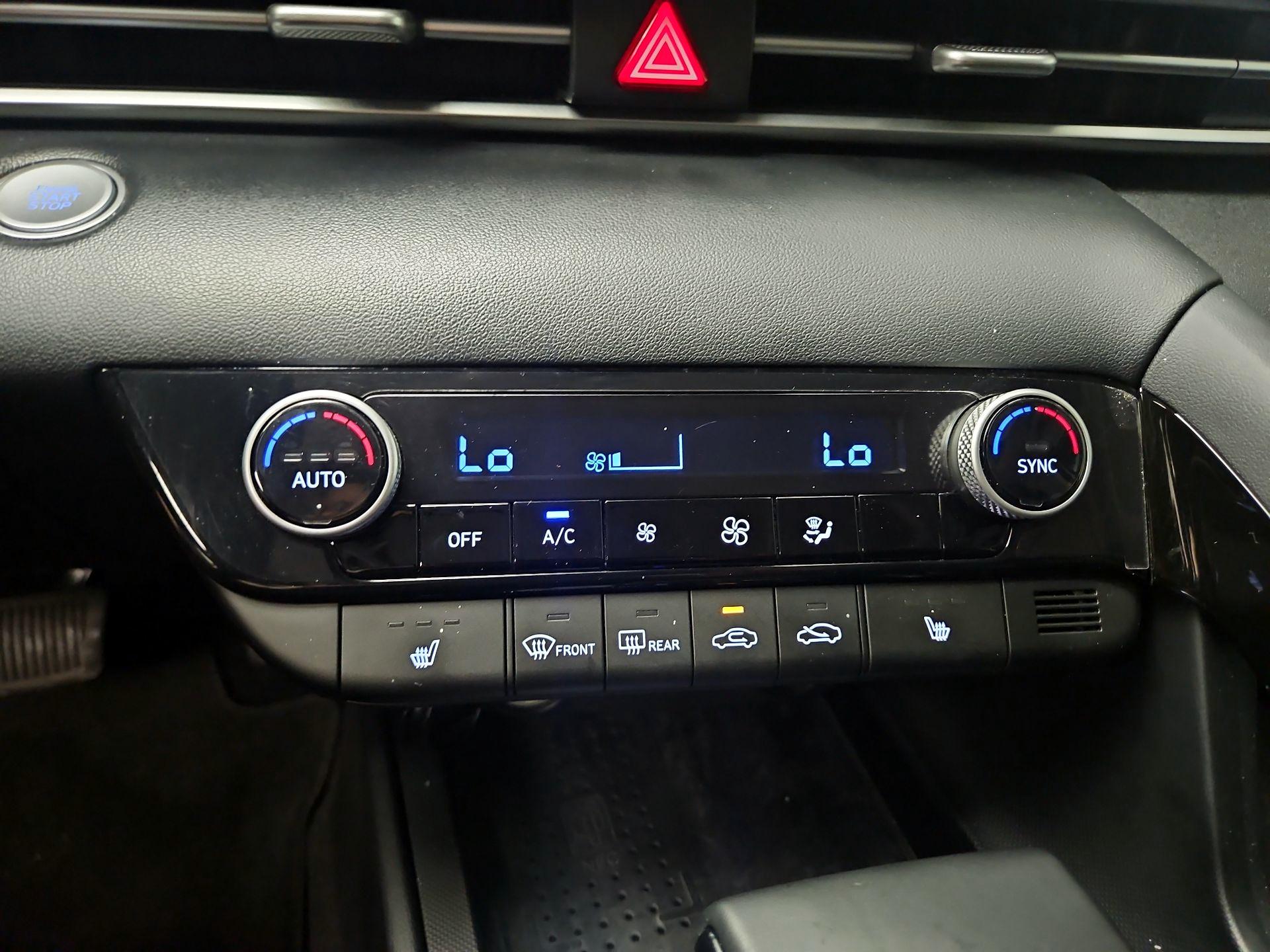 Thumbnail: 2021 Hyundai Elantra - 16