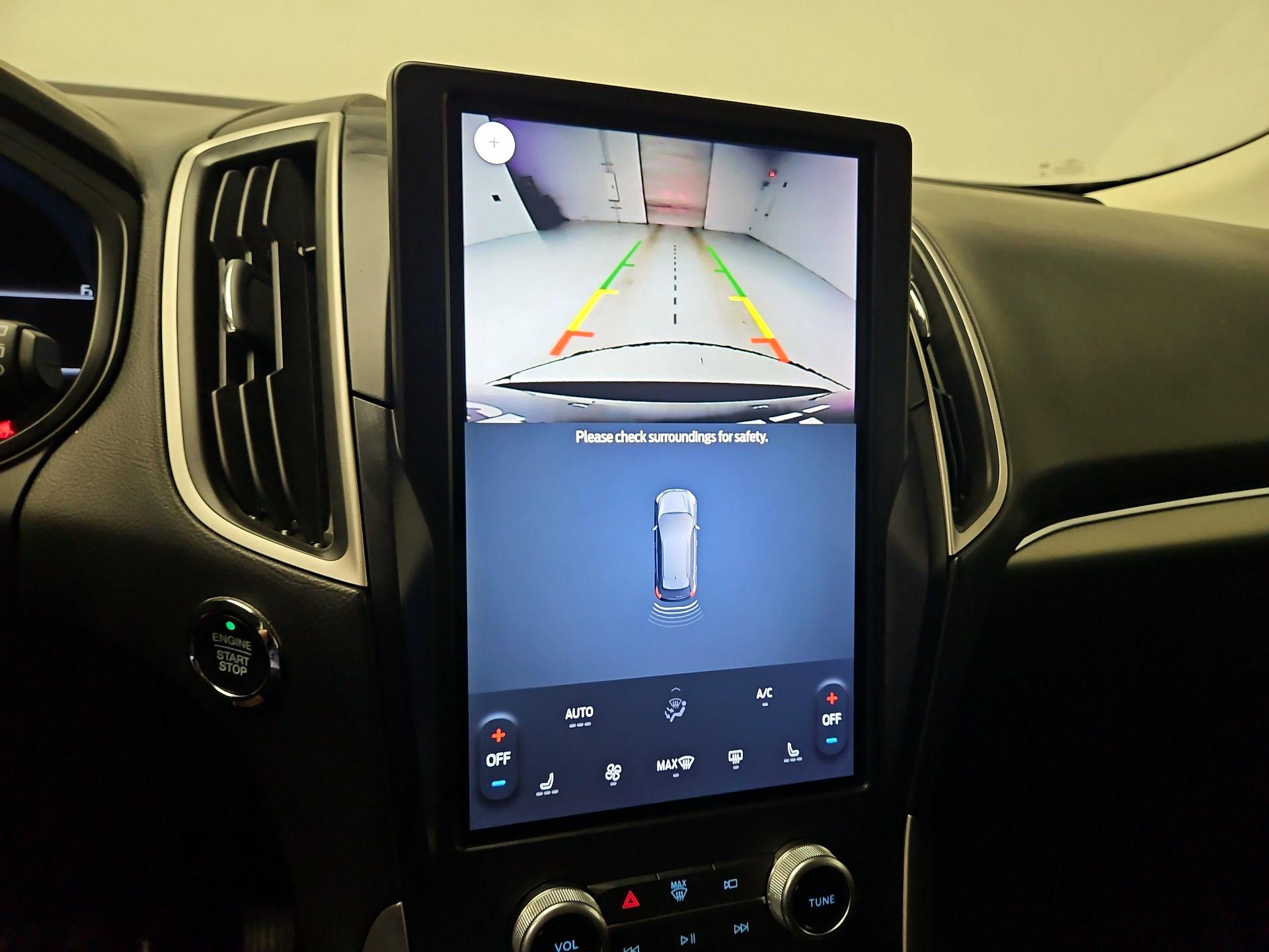 Thumbnail: 2022 Ford Edge - 14