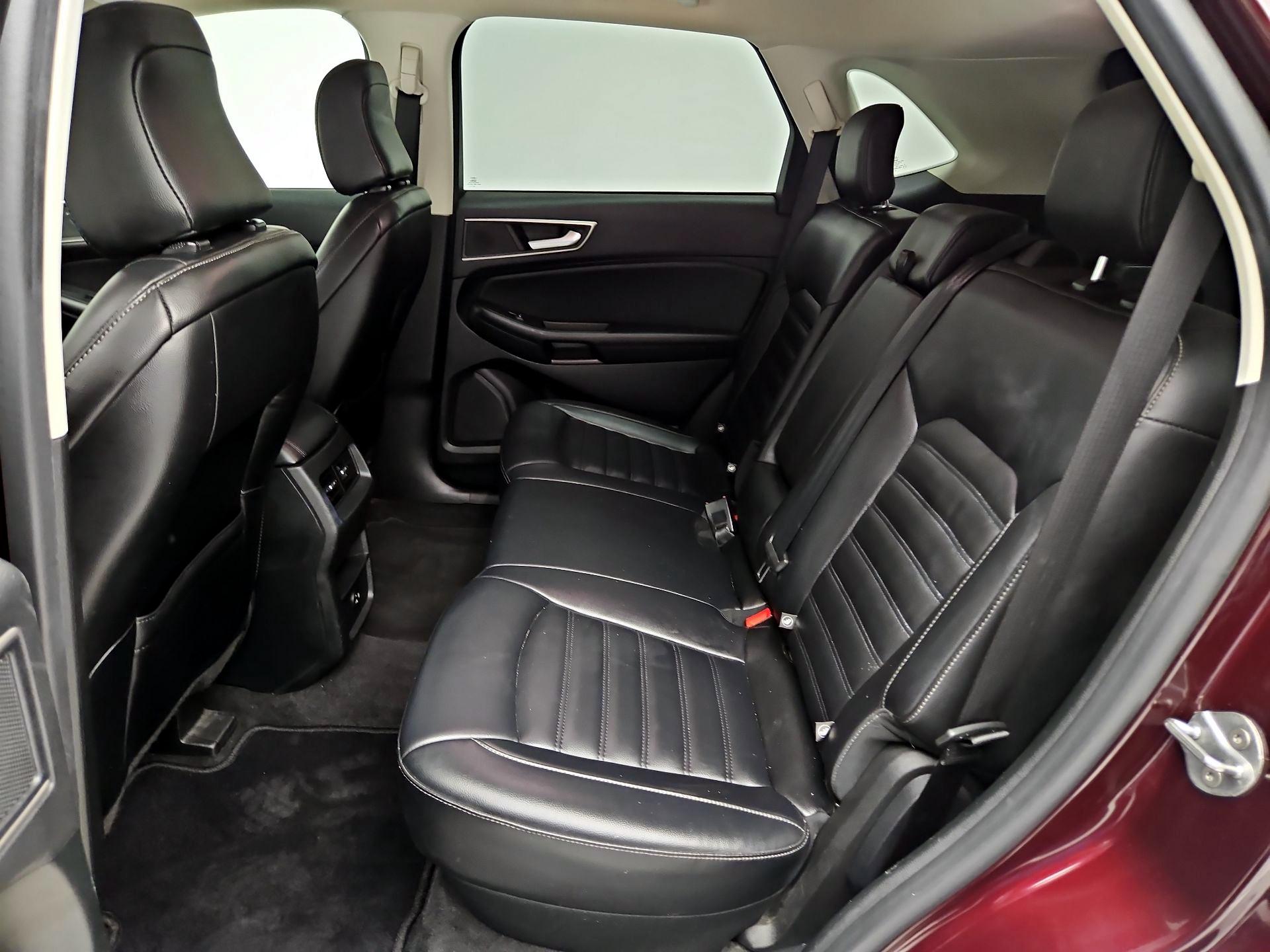 Thumbnail: 2022 Ford Edge - 19