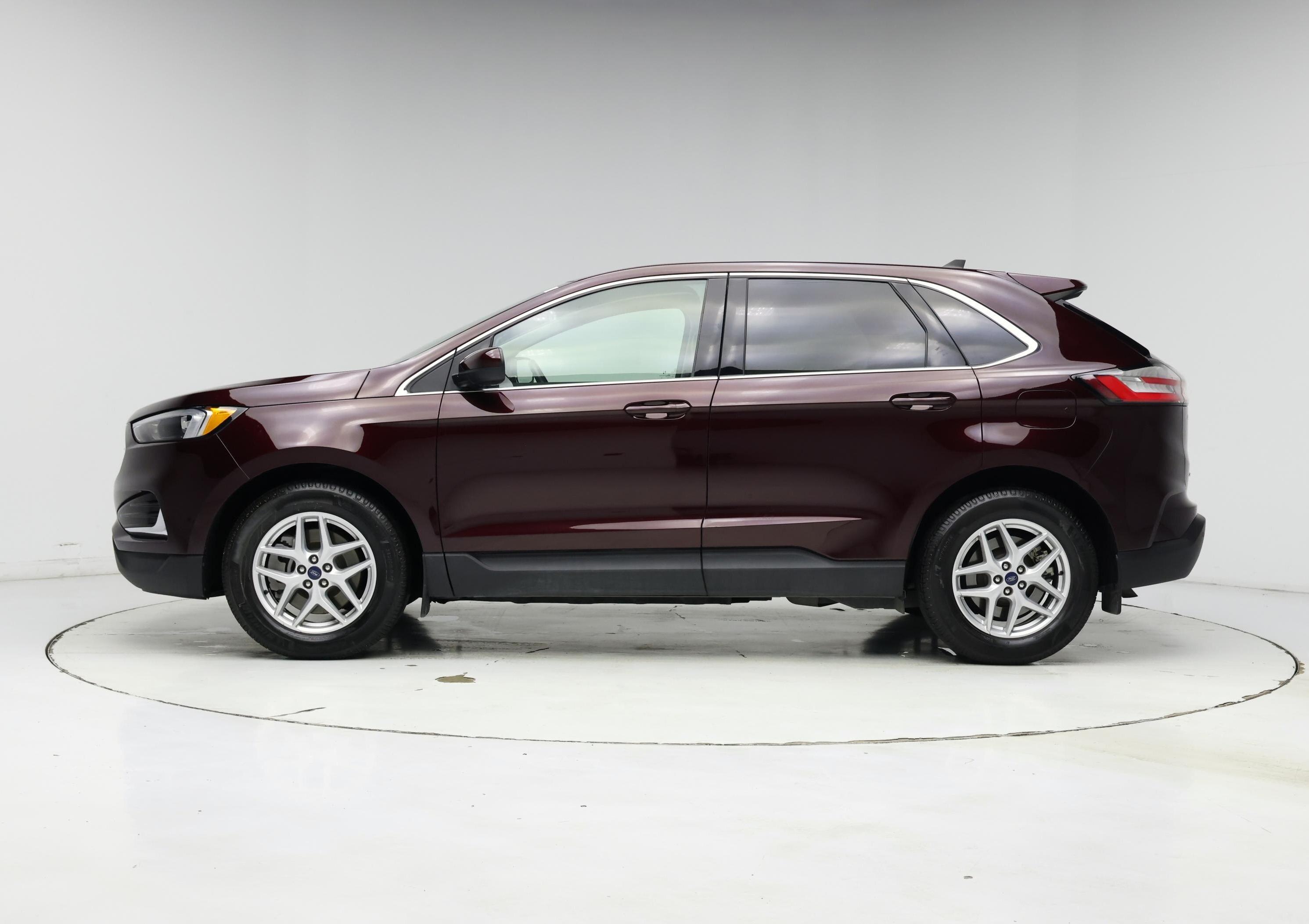 Thumbnail: 2022 Ford Edge - 3