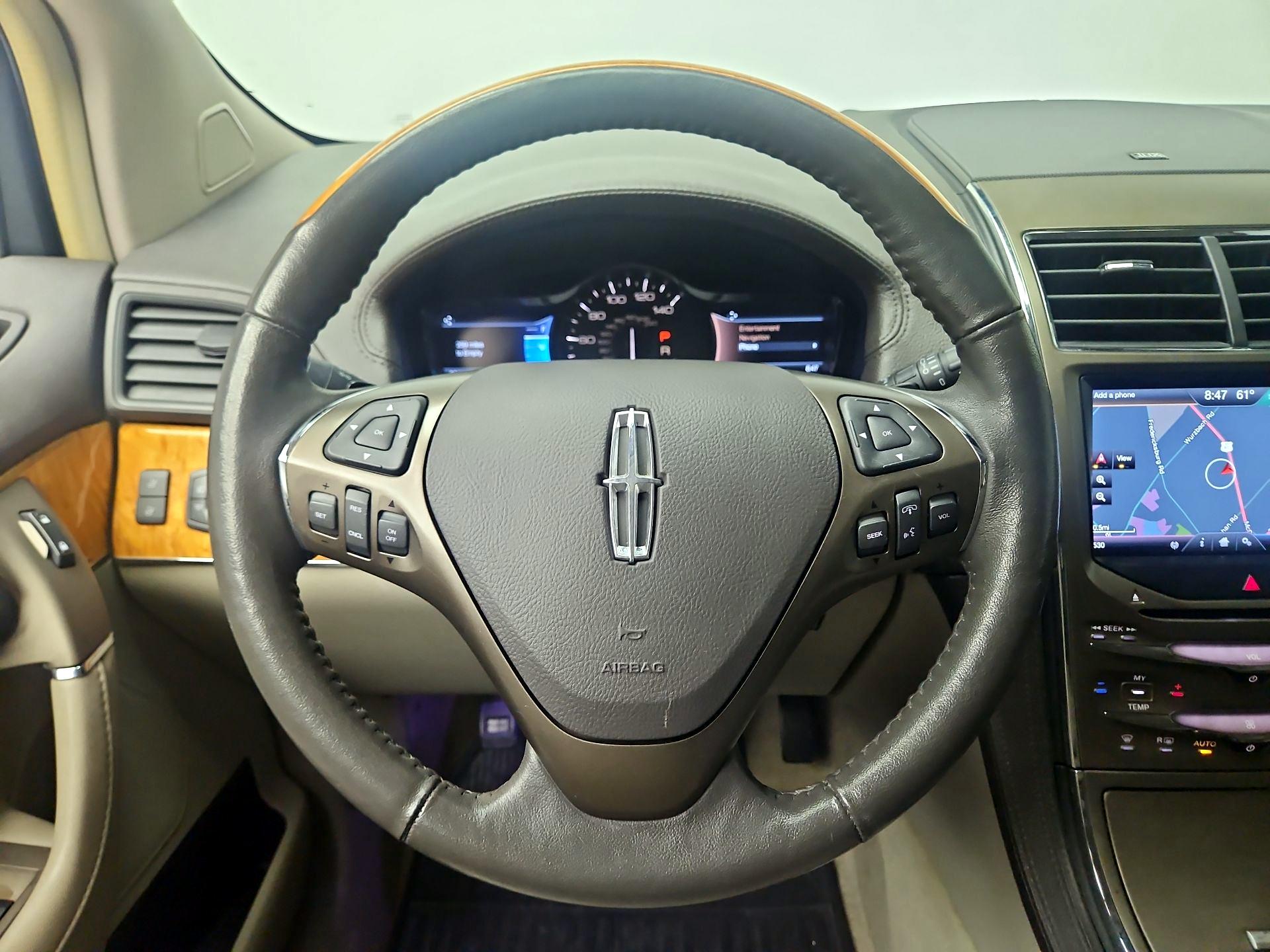 Thumbnail: 2015 Lincoln MKX - 10