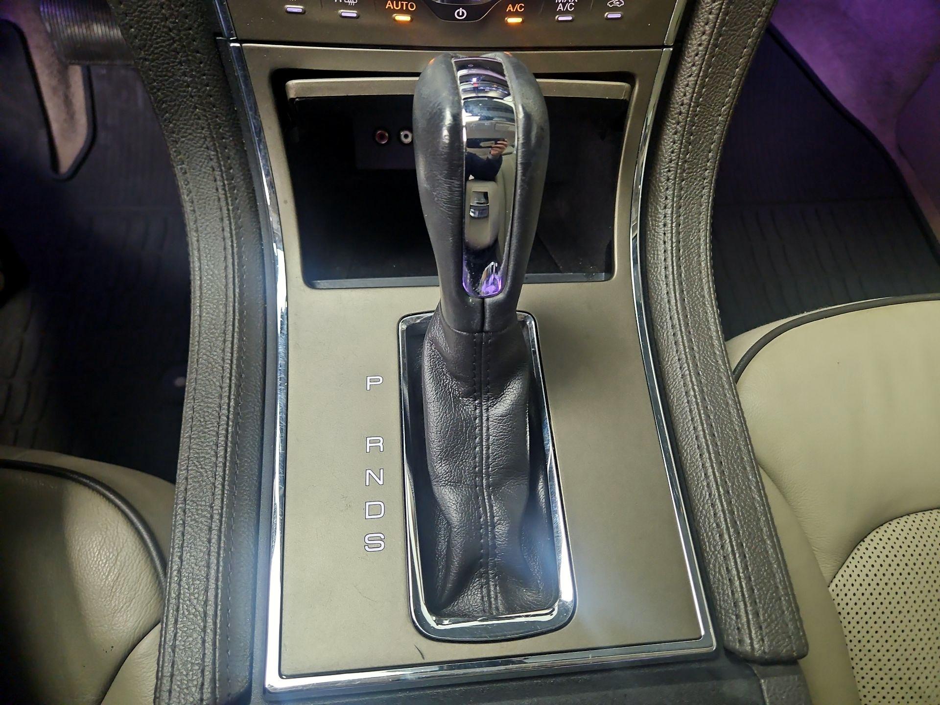 Thumbnail: 2015 Lincoln MKX - 18