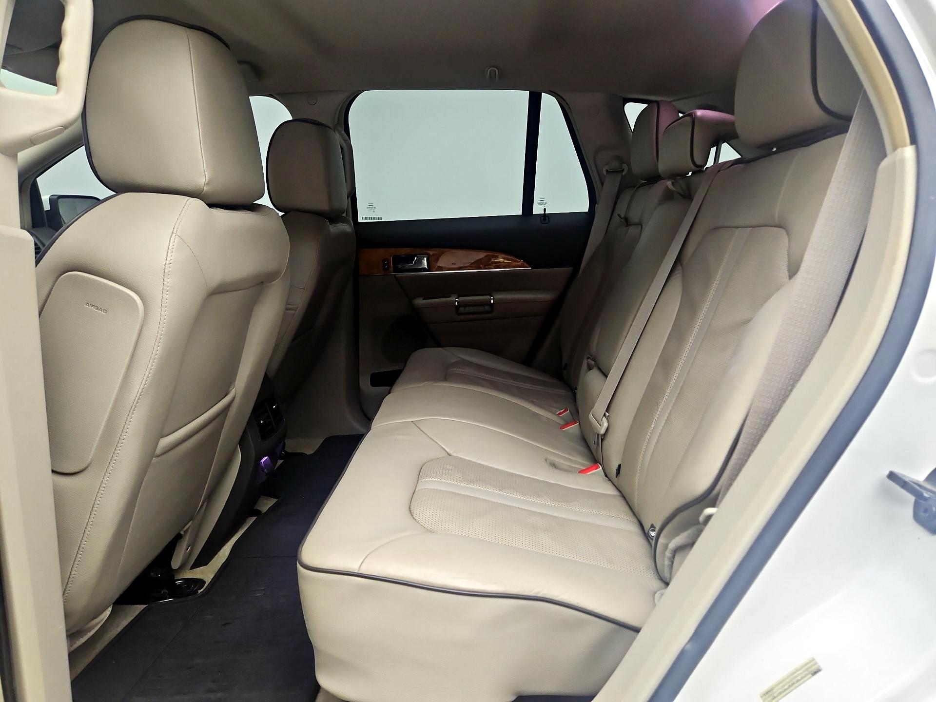 Thumbnail: 2015 Lincoln MKX - 20