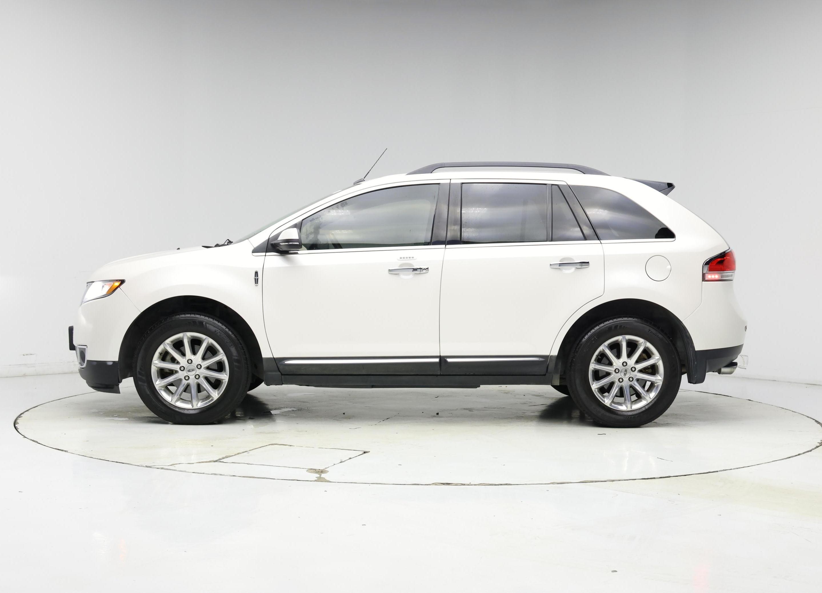 Thumbnail: 2015 Lincoln MKX - 3