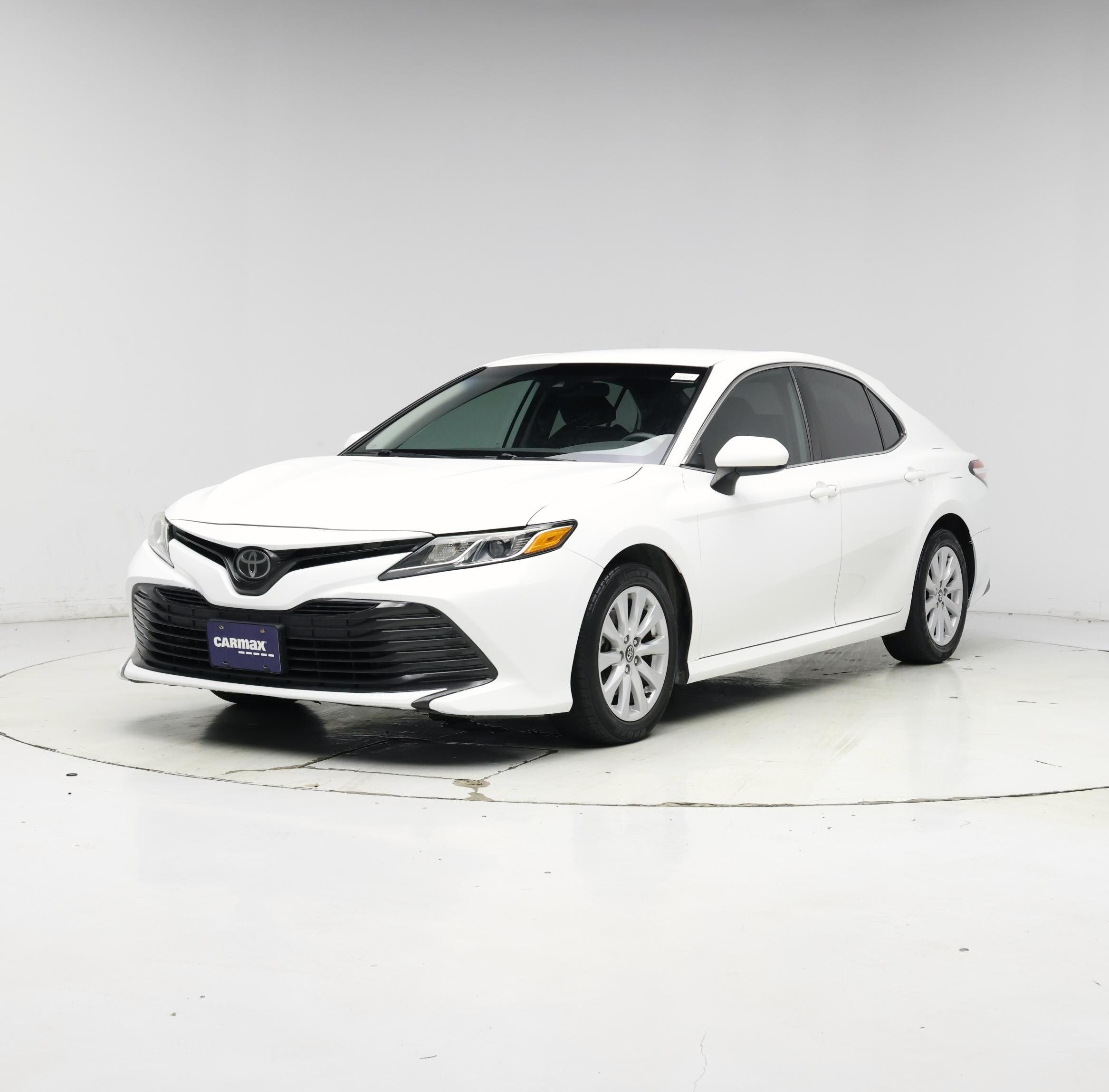 Thumbnail: 2020 Toyota Camry - 4